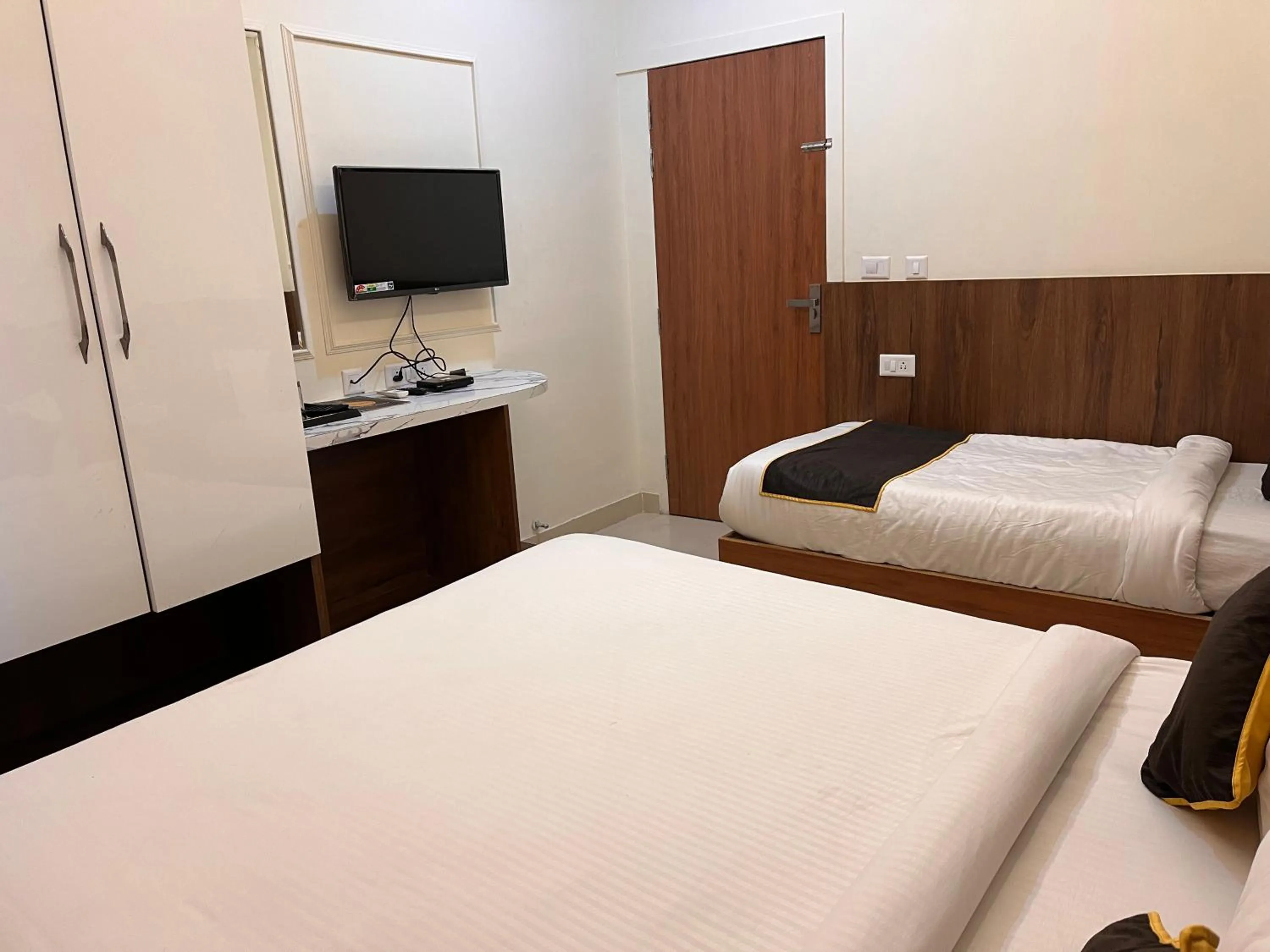 Photo of the whole room in The Knights' Inn