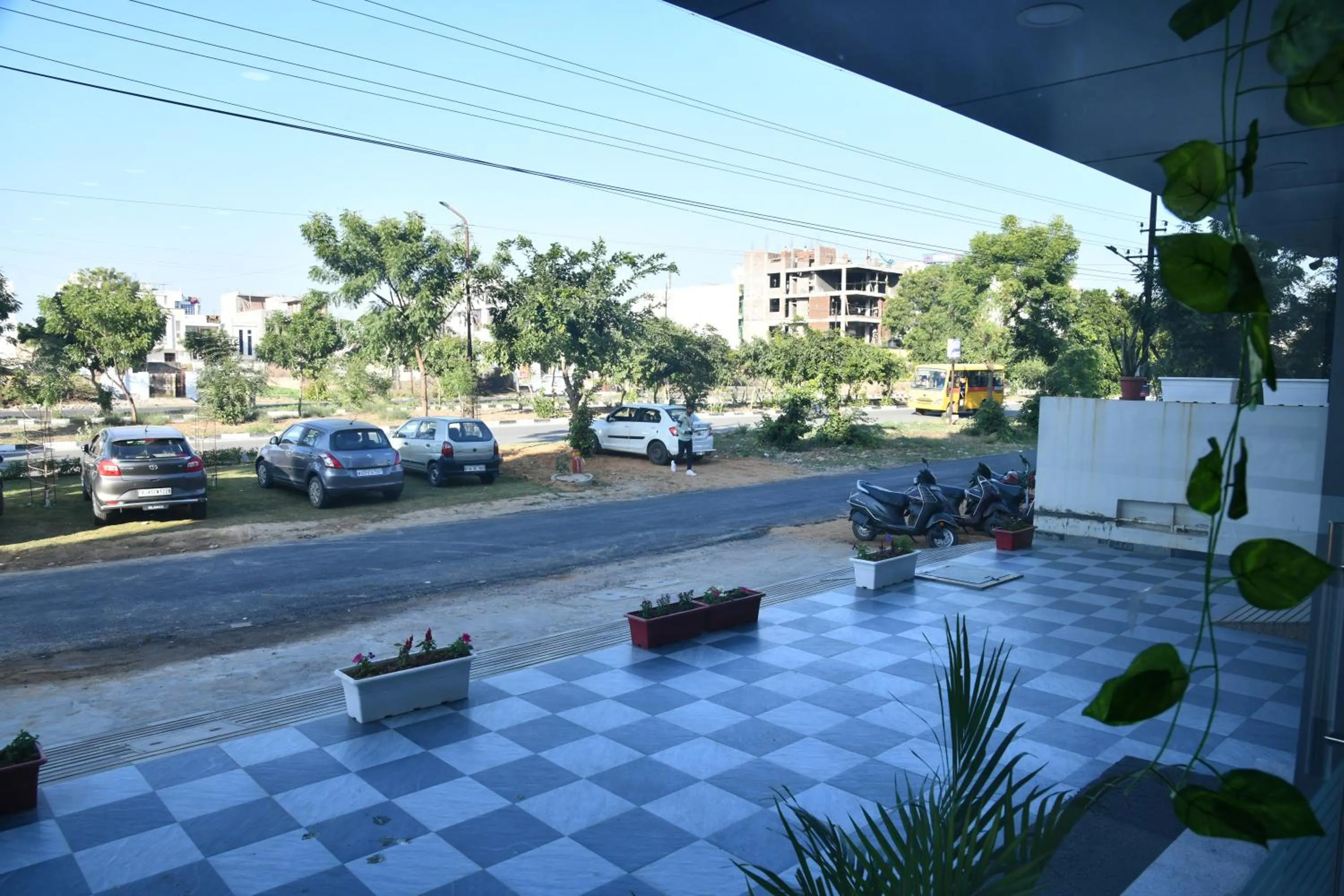 Parking in The Knights' Inn