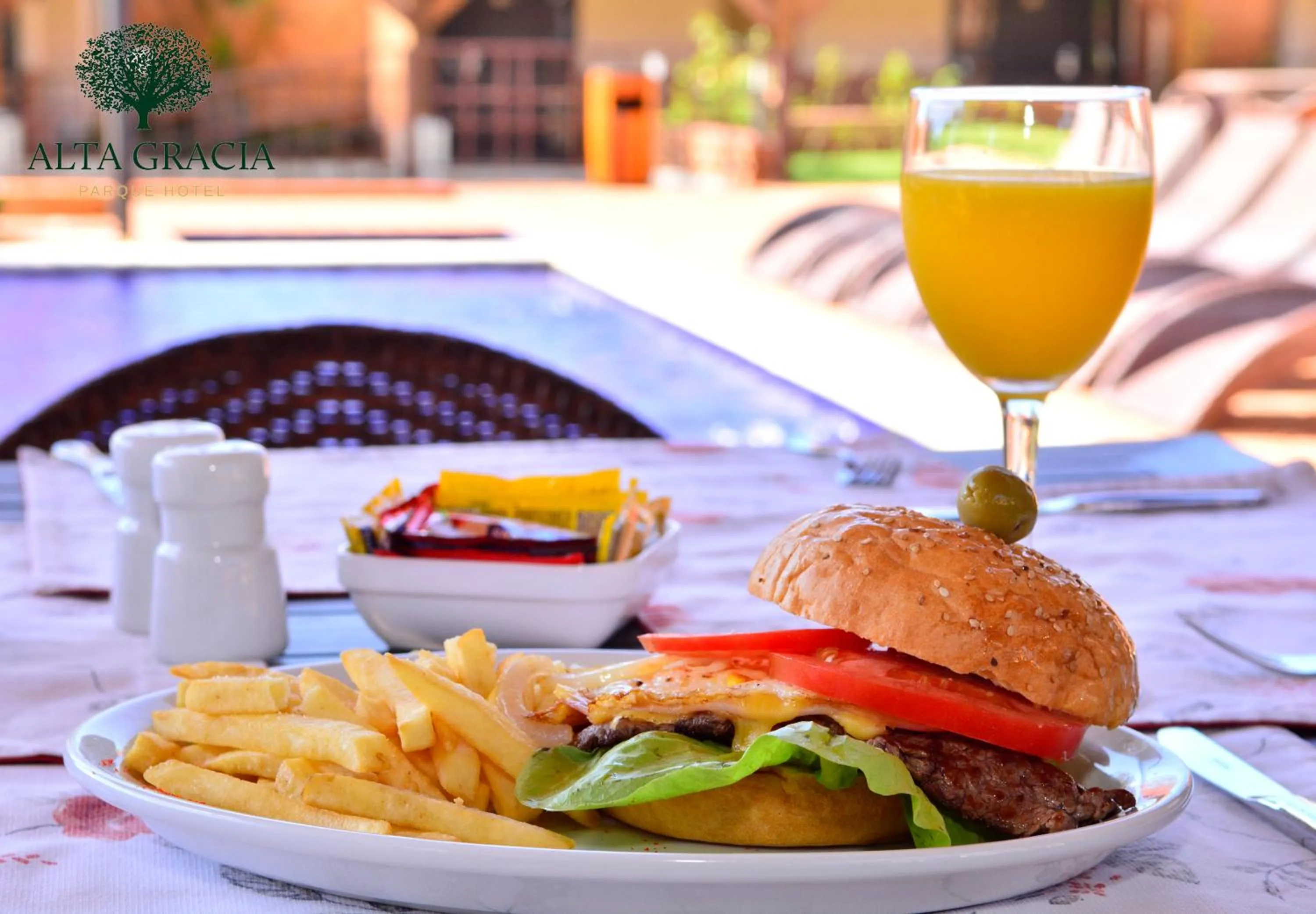 Food in Alta Gracia Parque Hotel