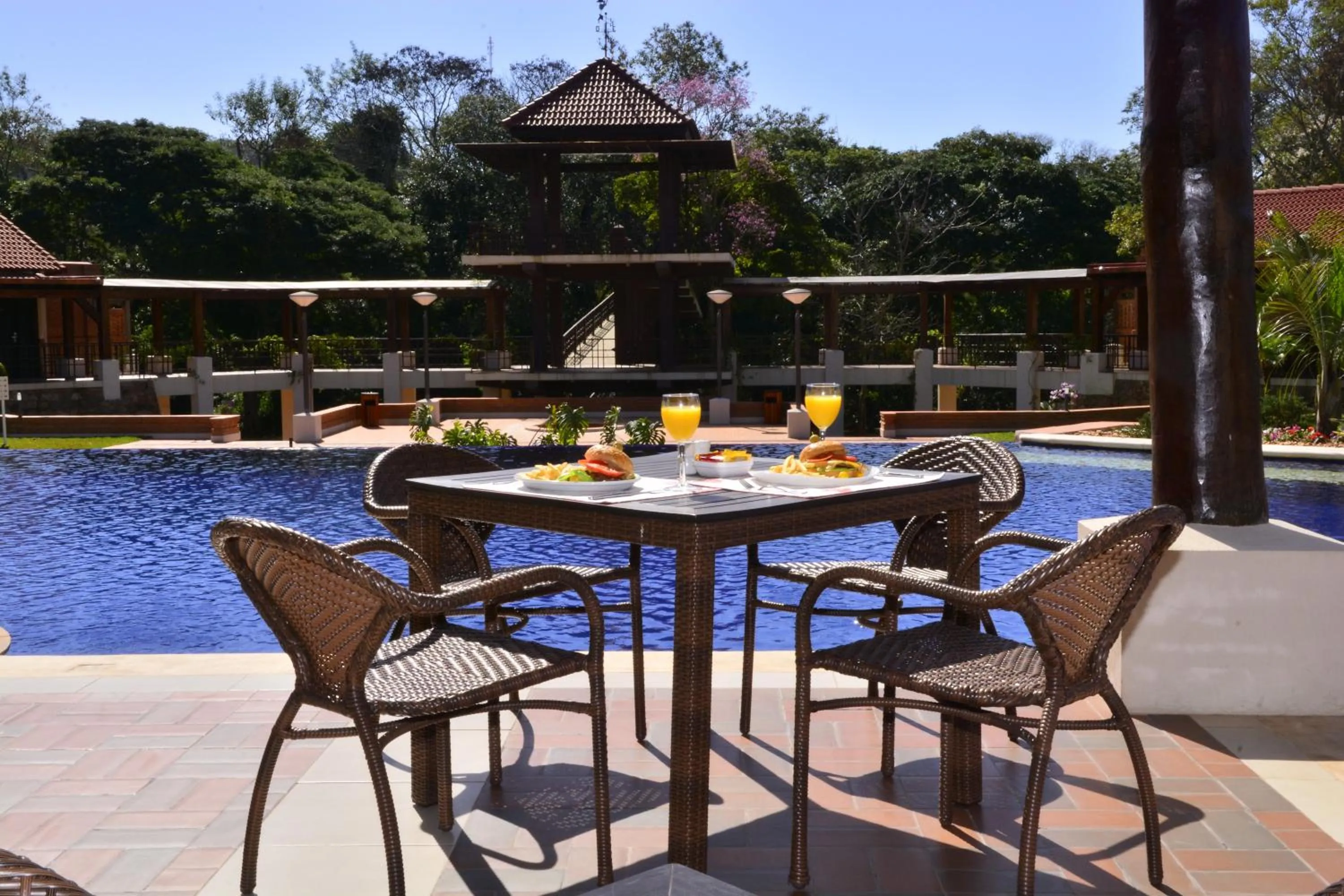 Restaurant/places to eat in Alta Gracia Parque Hotel