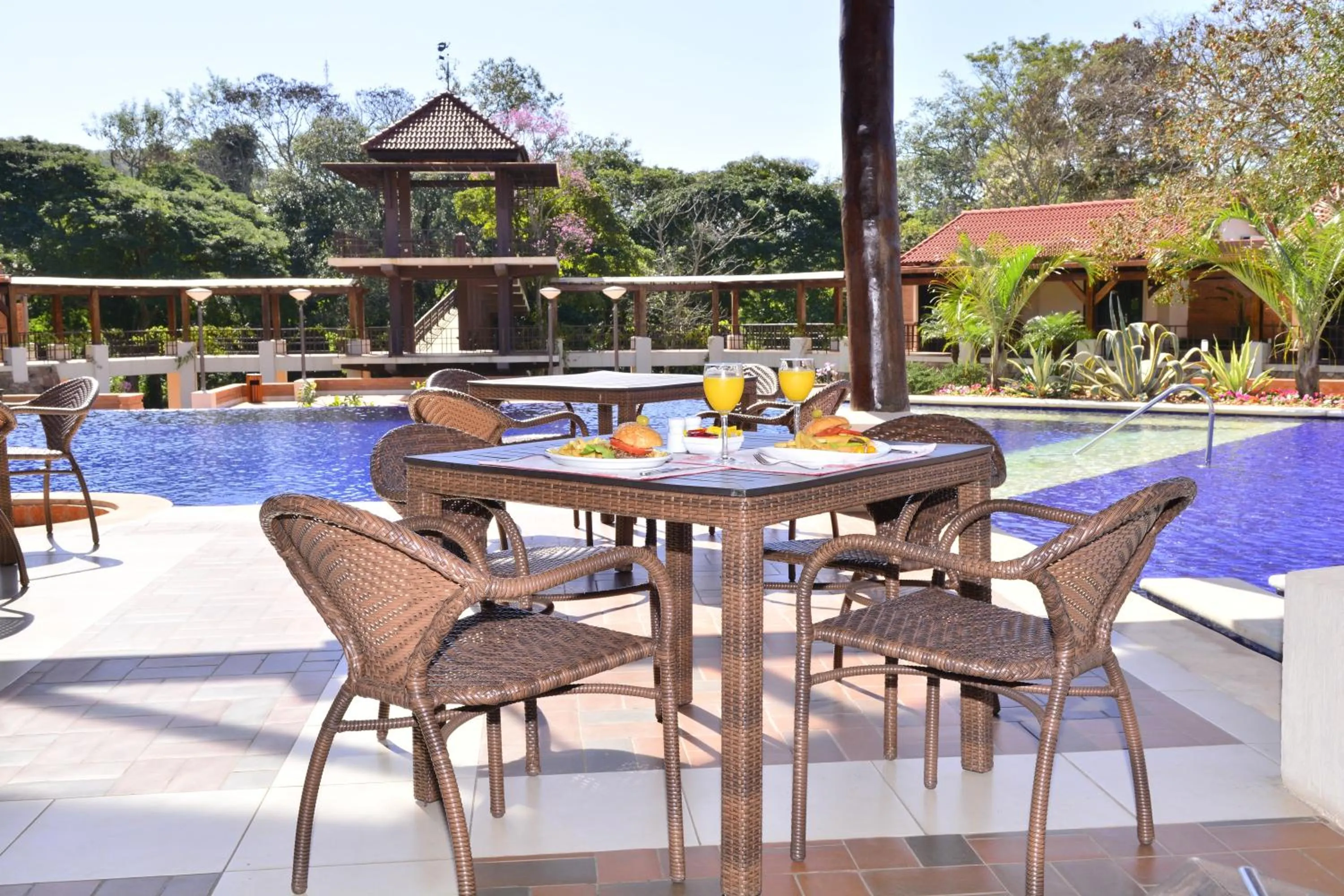 Restaurant/places to eat in Alta Gracia Parque Hotel