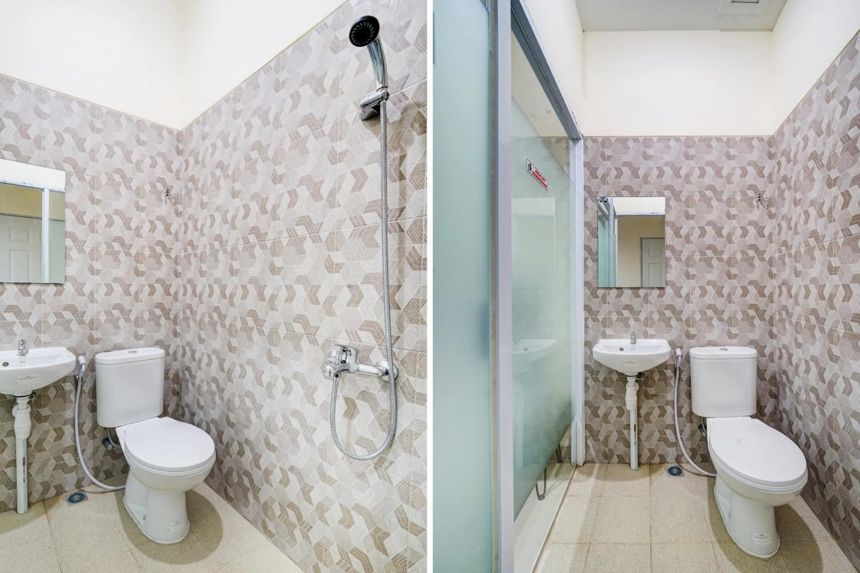 Bathroom in Hotel O River inn Malioboro