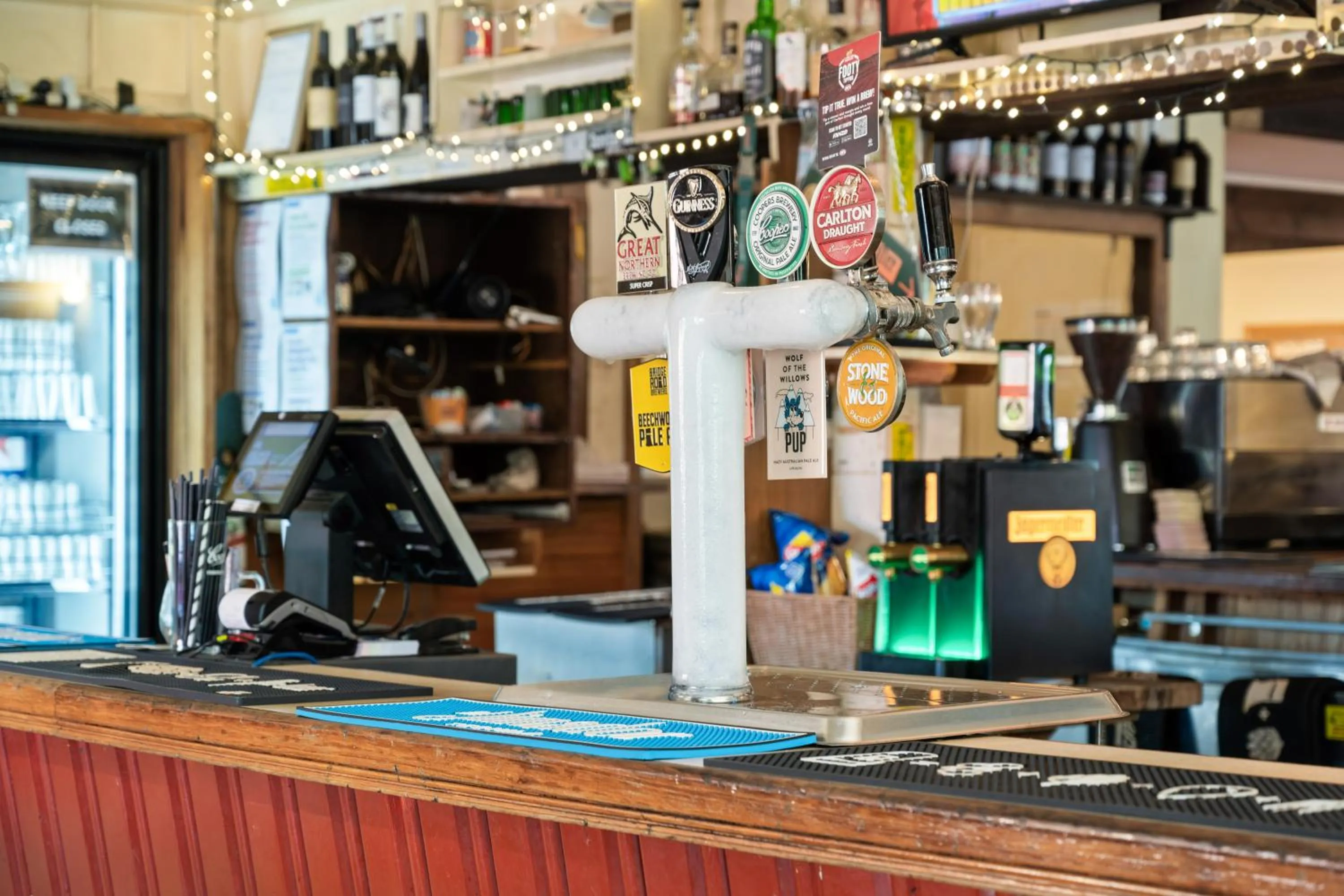 Food and drinks in The Harrietville Snowline Hotel