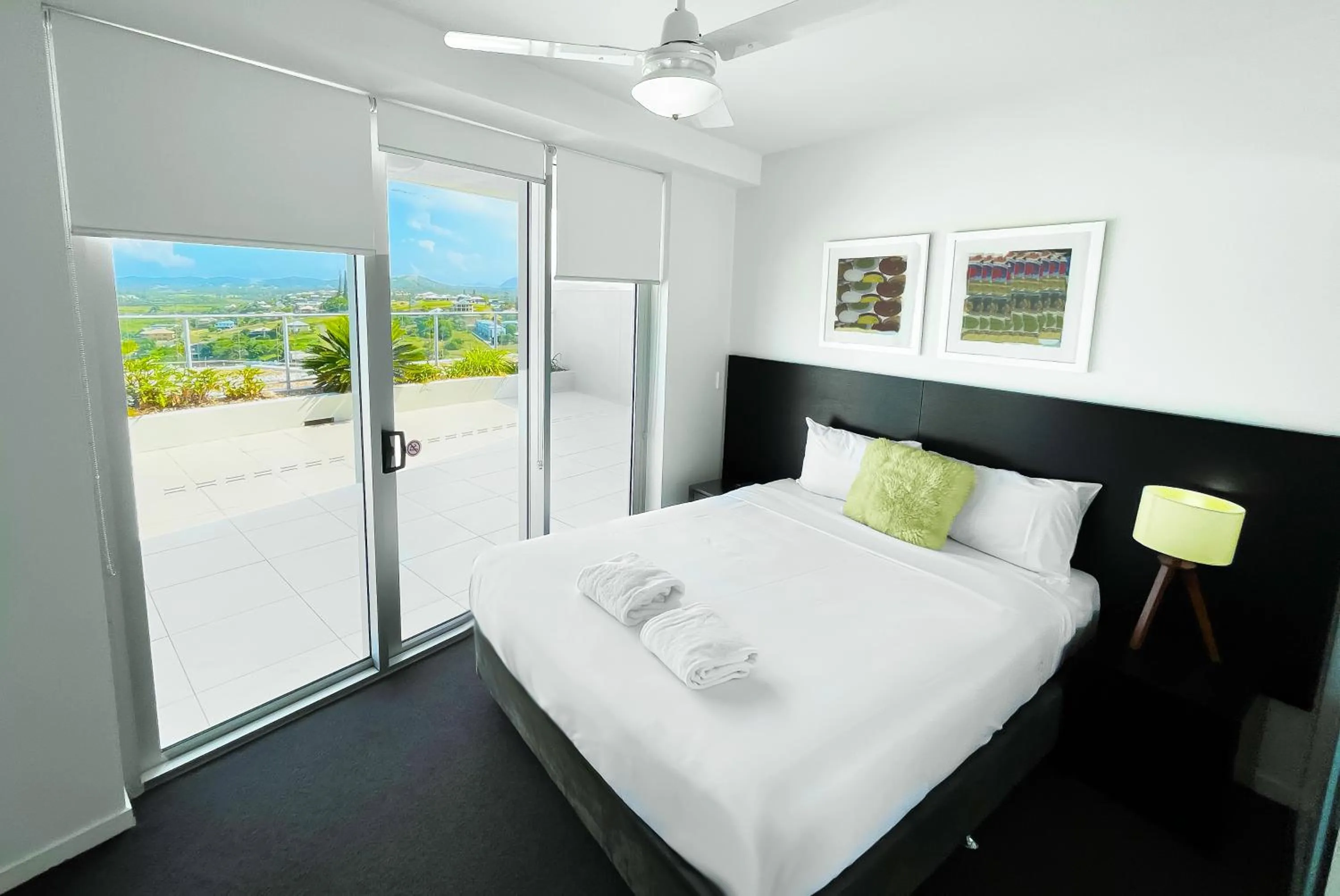 Bedroom, Bed in Oshen Holiday Apartments Yeppoon