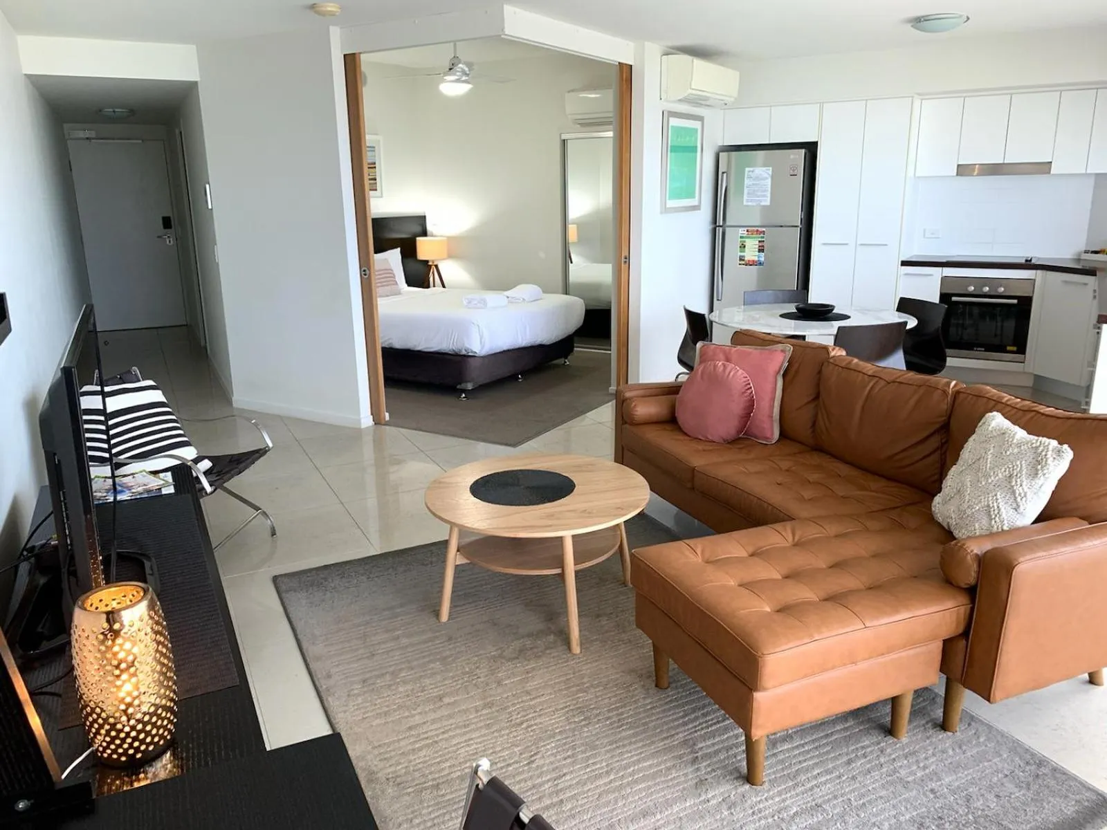 Bed in Oshen Holiday Apartments Yeppoon