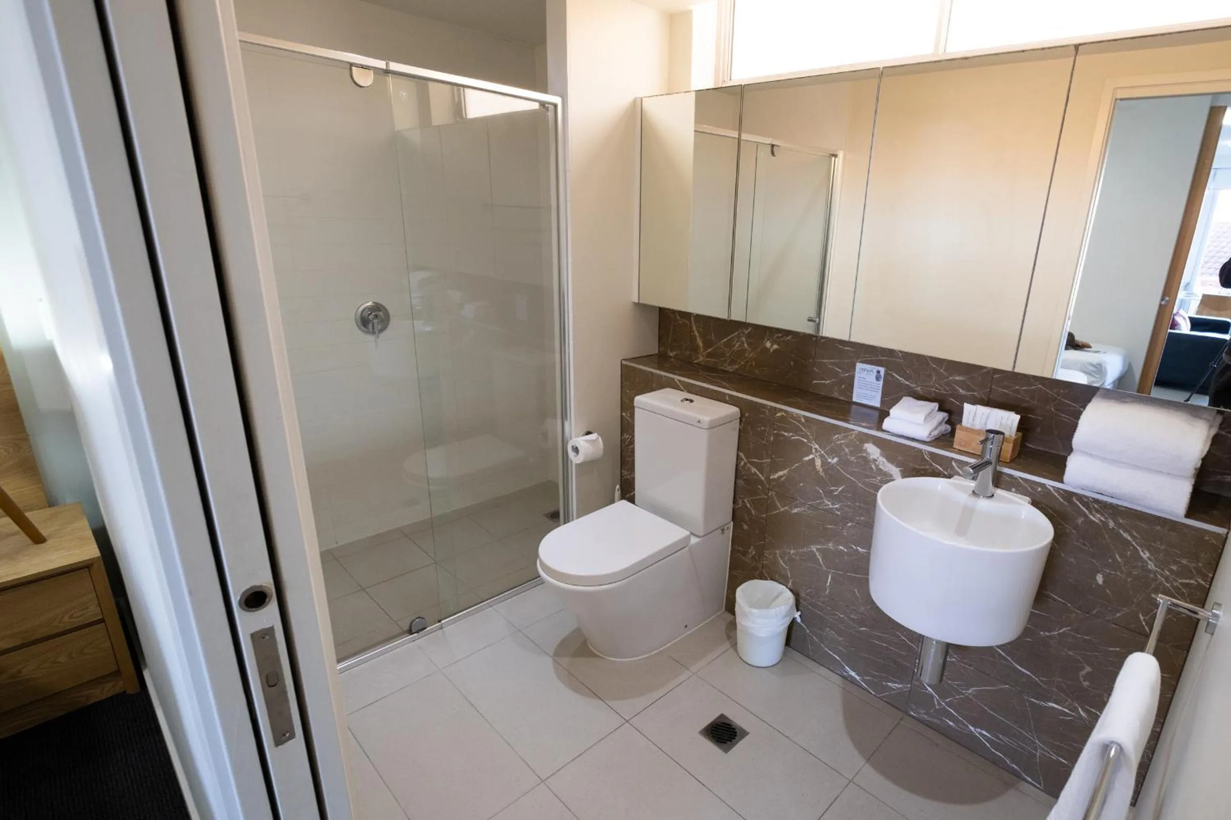 Shower in Oshen Holiday Apartments Yeppoon