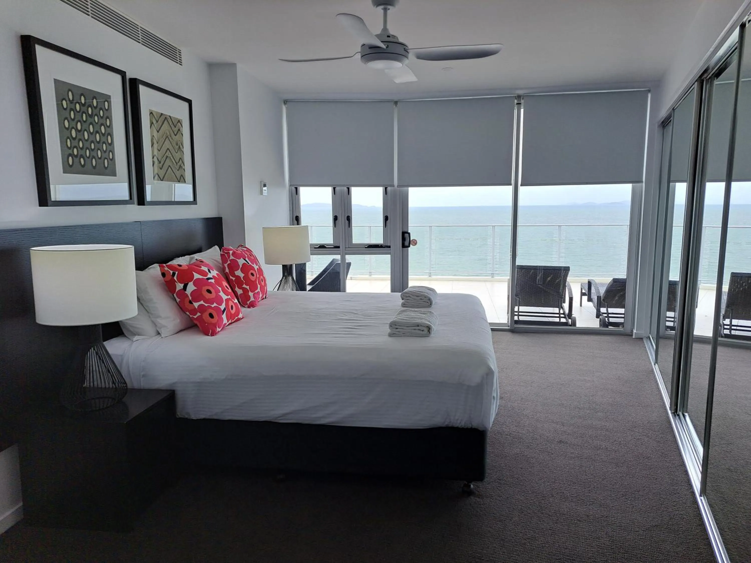 Bedroom, Bed in Oshen Holiday Apartments Yeppoon