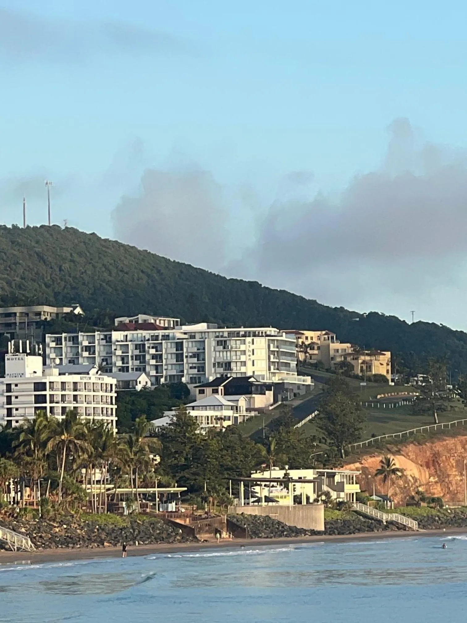 Property building in Oshen Holiday Apartments Yeppoon