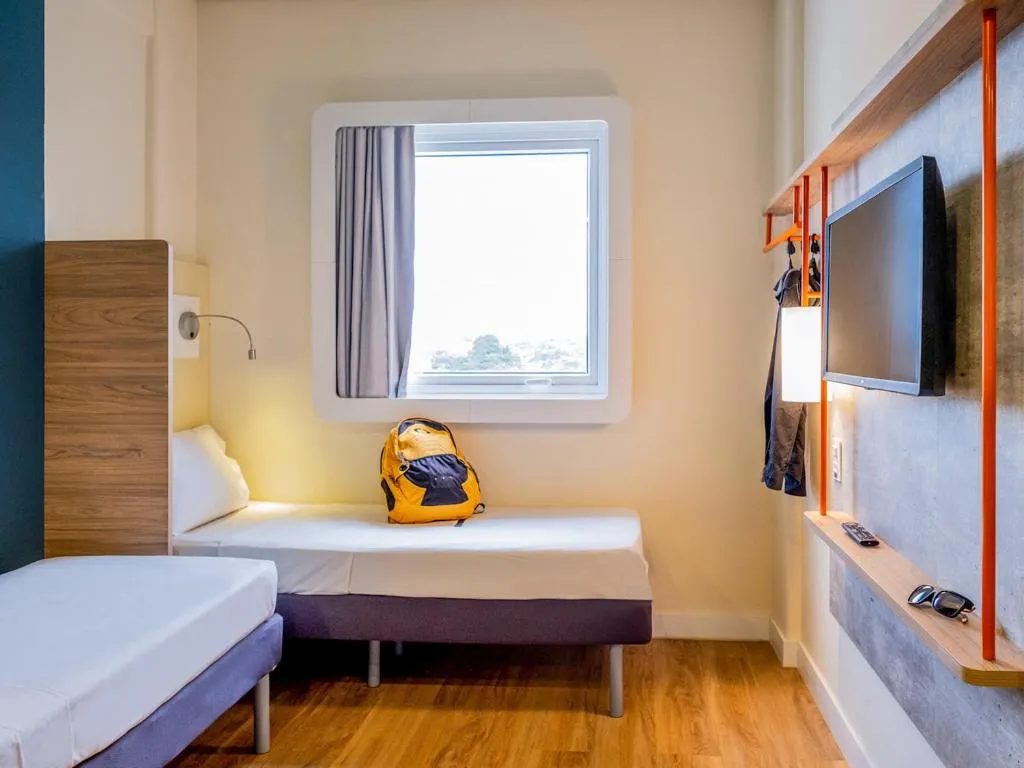 TV and multimedia, Bed in IBIS BUDGET CAPAO Bonito