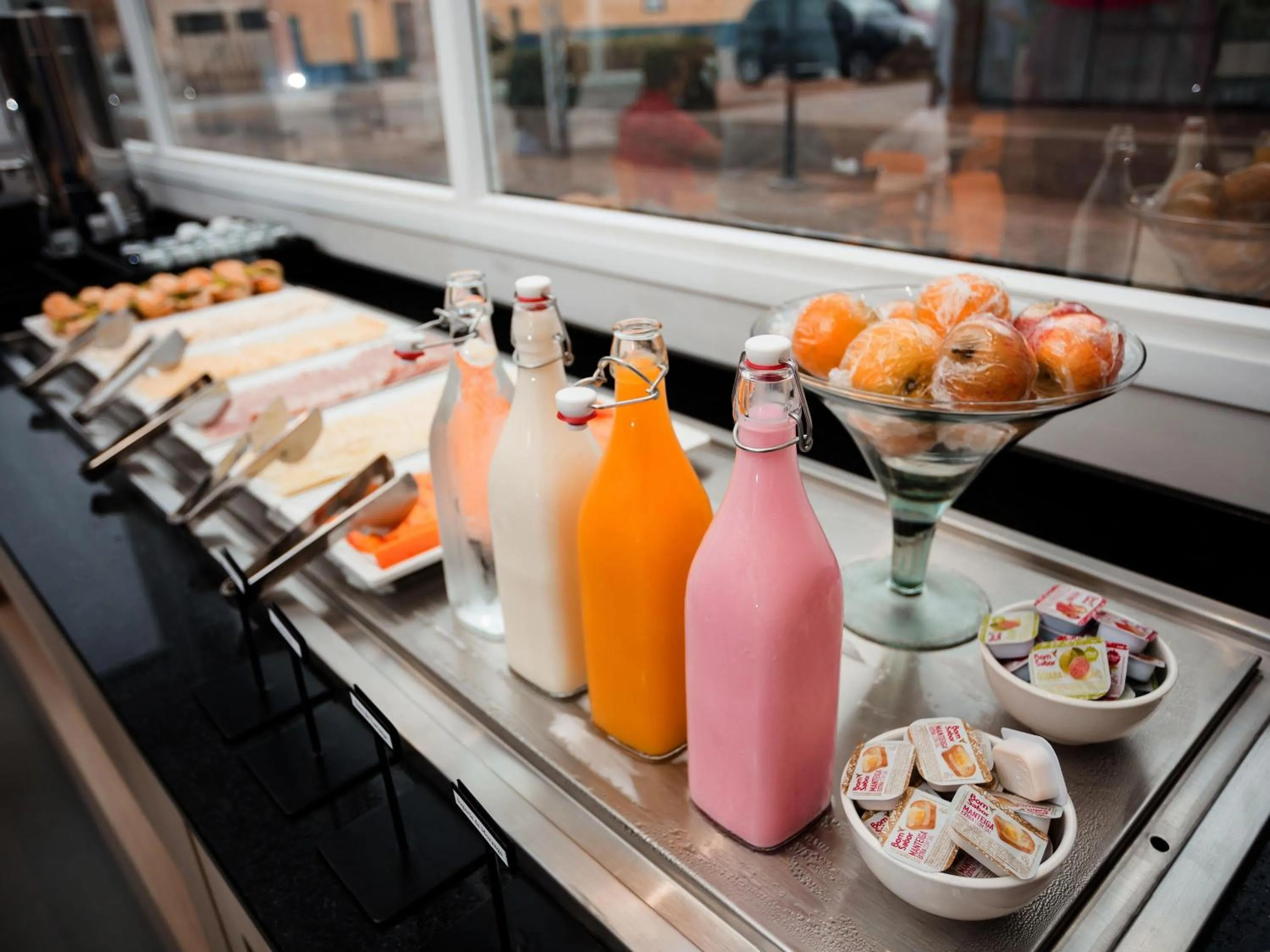 Restaurant/places to eat in IBIS BUDGET CAPAO Bonito