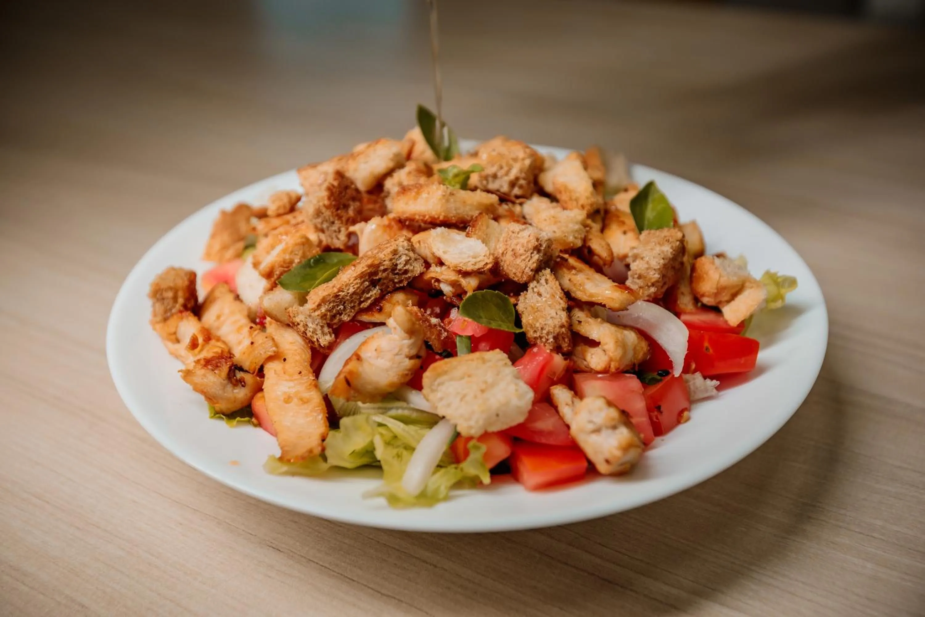 Restaurant/places to eat in IBIS BUDGET CAPAO Bonito