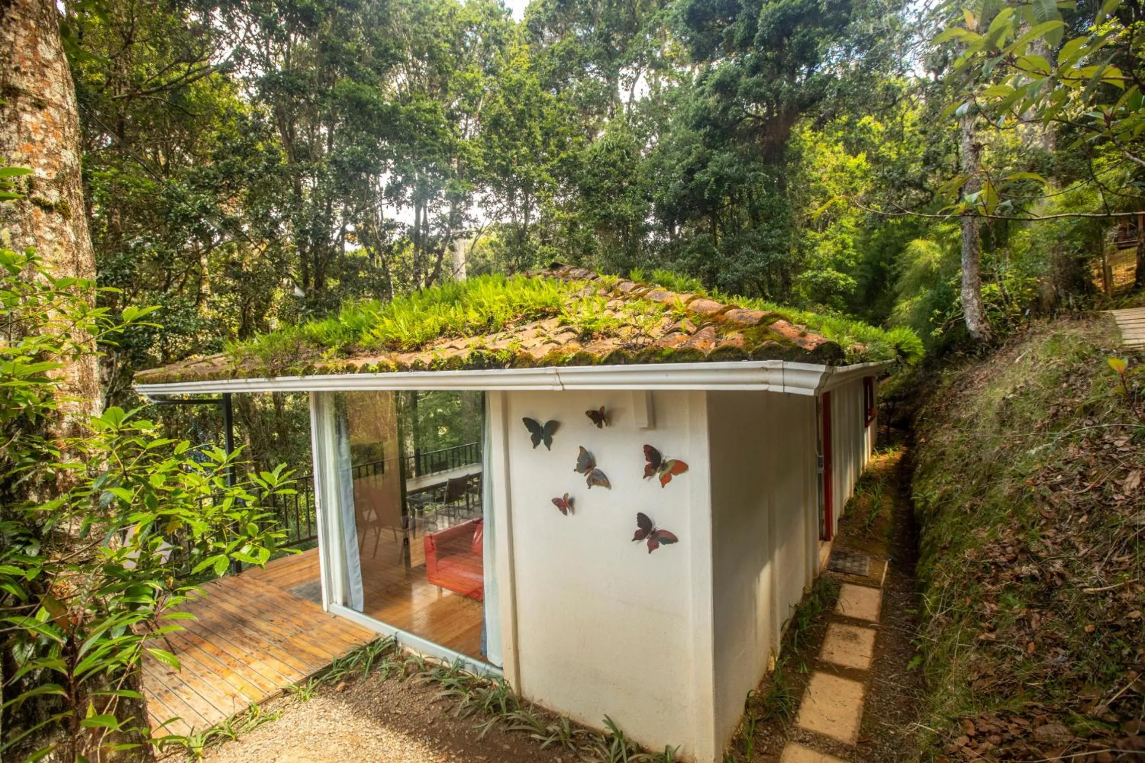 Bedroom in Dantica Cloud Forest Lodge