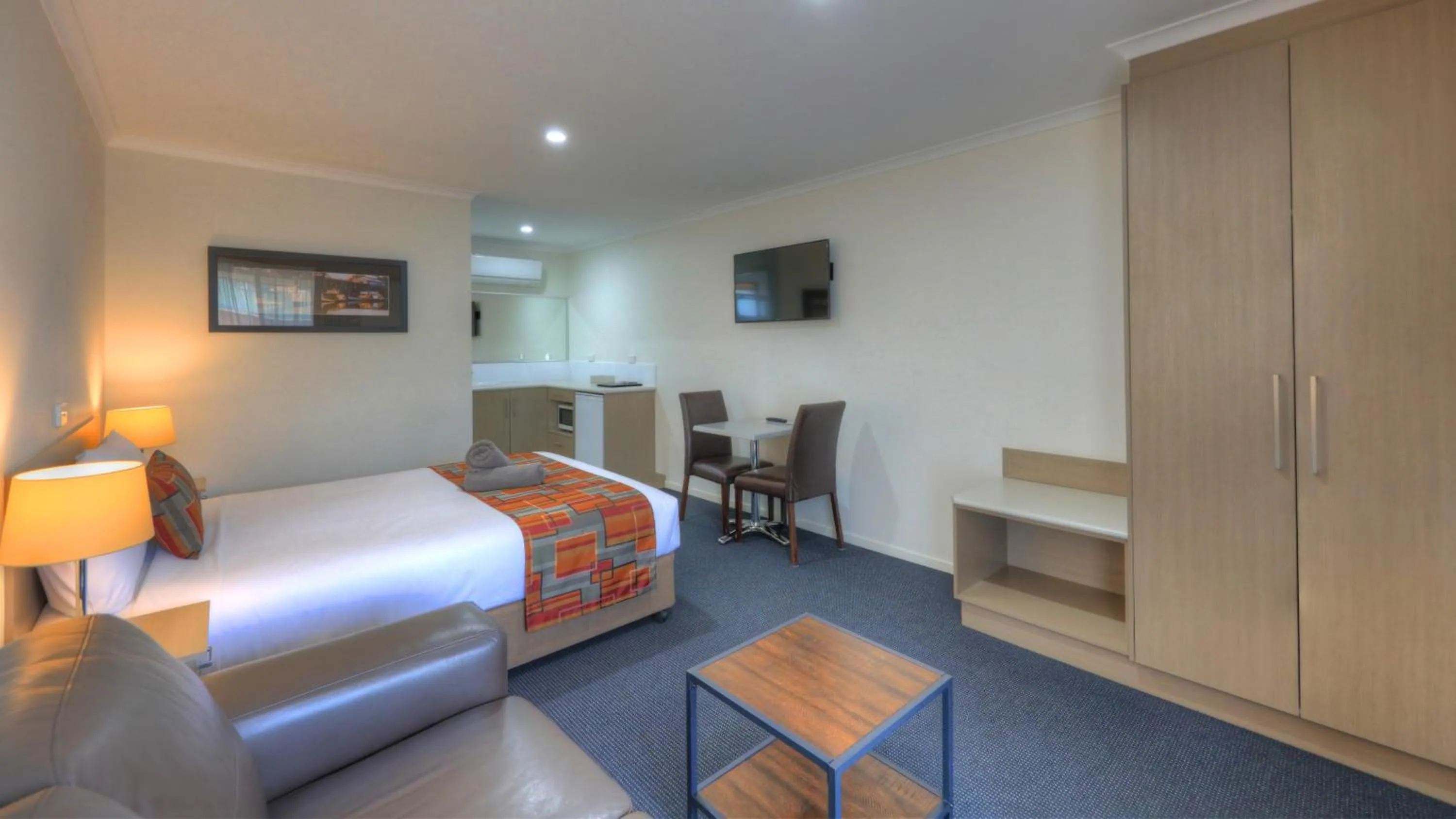 Photo of the whole room, Bed in Moama Central Motel