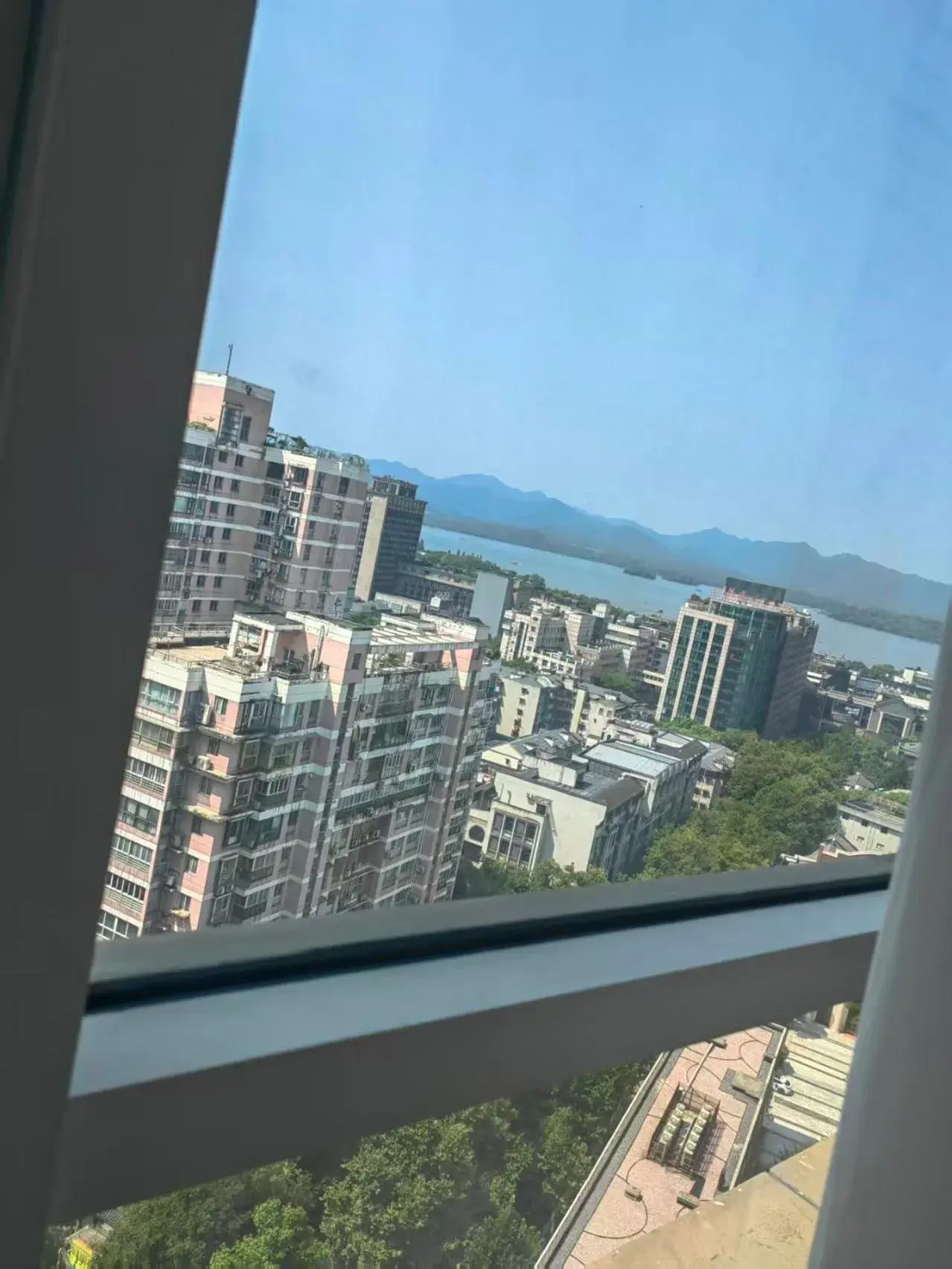 Property building in East King Business Hotel (West Lake store, Hangzhou) Property building in East King Business Hotel (West Lake store, Hangzhou)