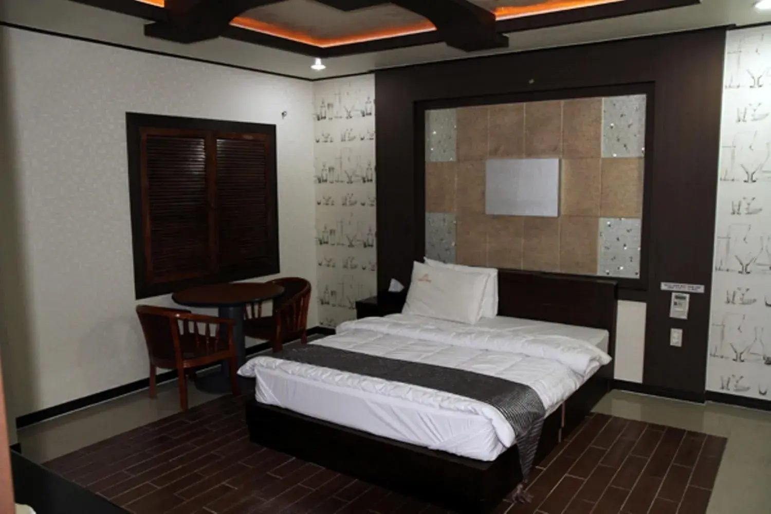 Photo of the whole room, Bed in Goryeo Hotel Photo of the whole room, Bed in Goryeo Hotel