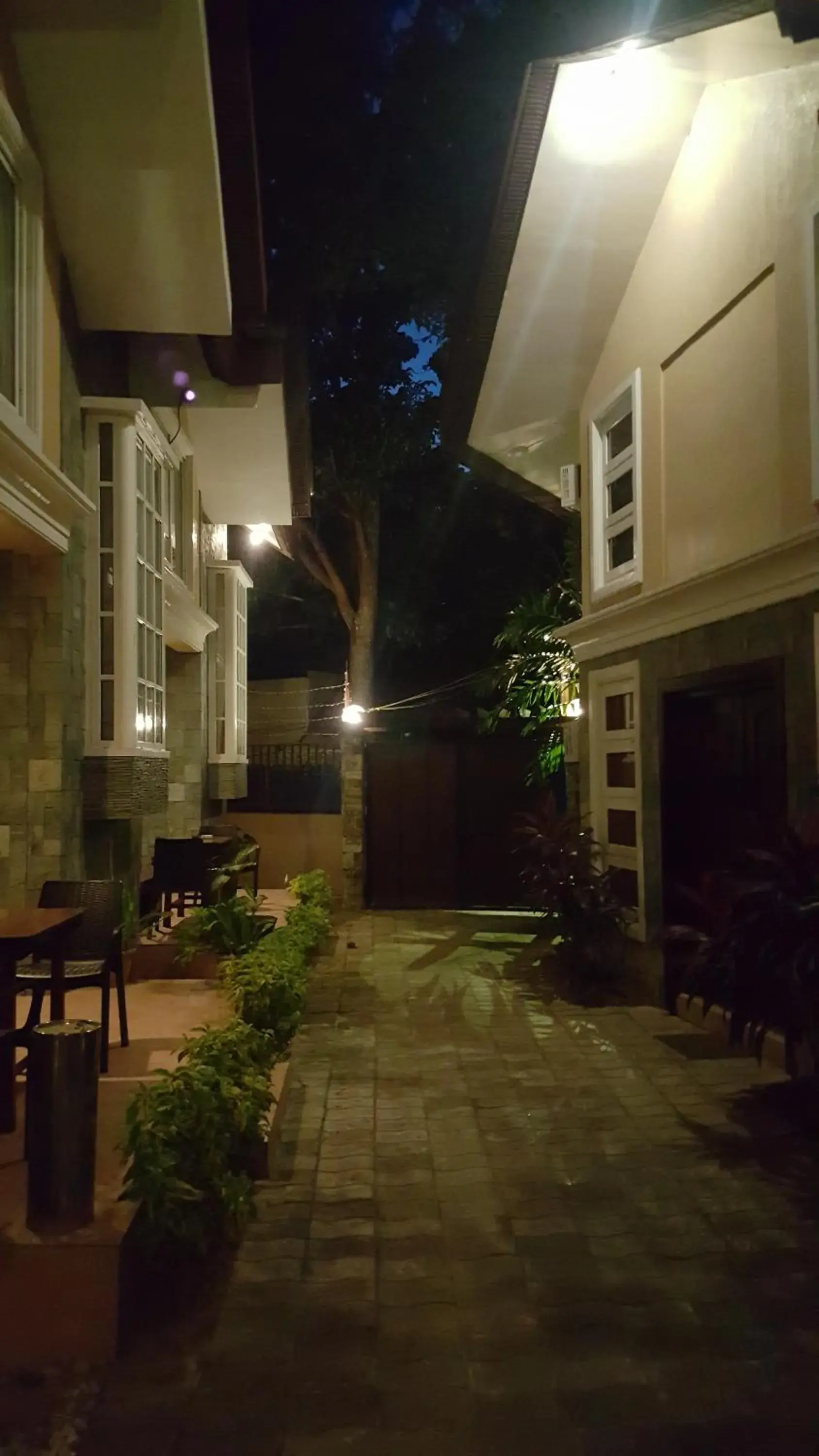 Property building in Sheridan Villas Boracay Property building in Sheridan Villas Boracay