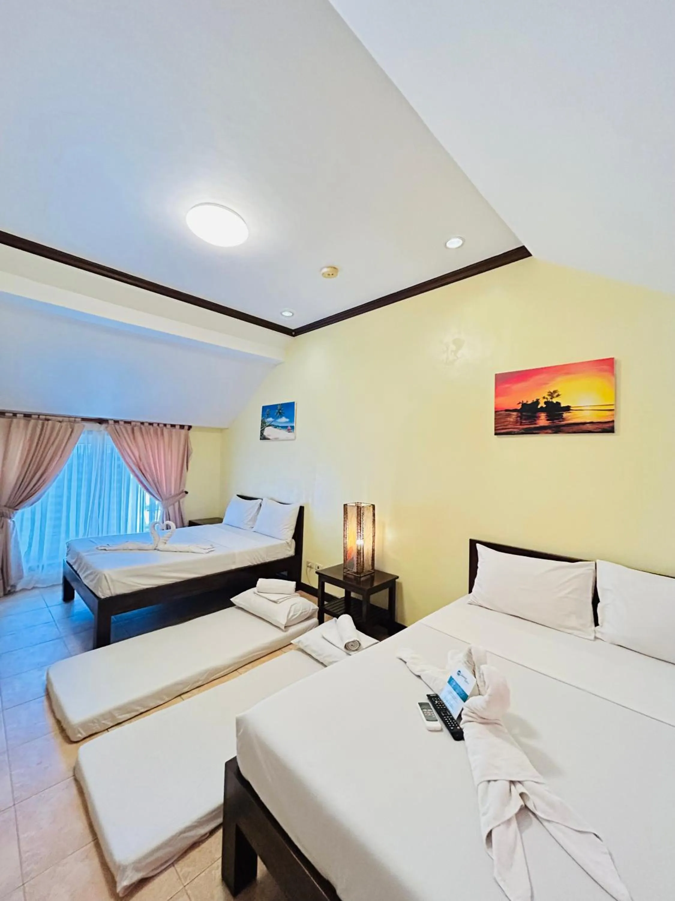 Bed in Sheridan Villas Boracay