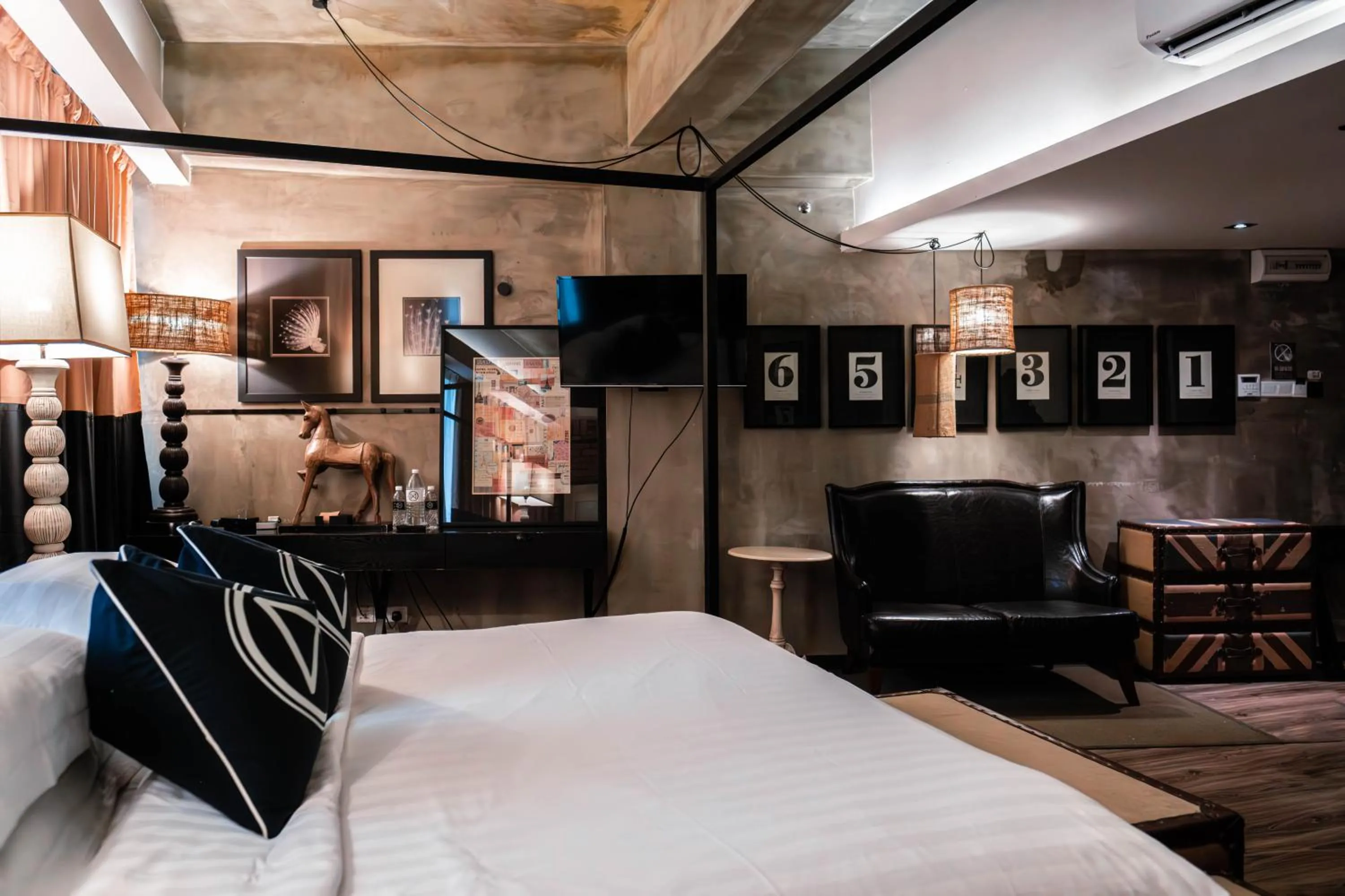 Bedroom, Bed in M Boutique Hotel