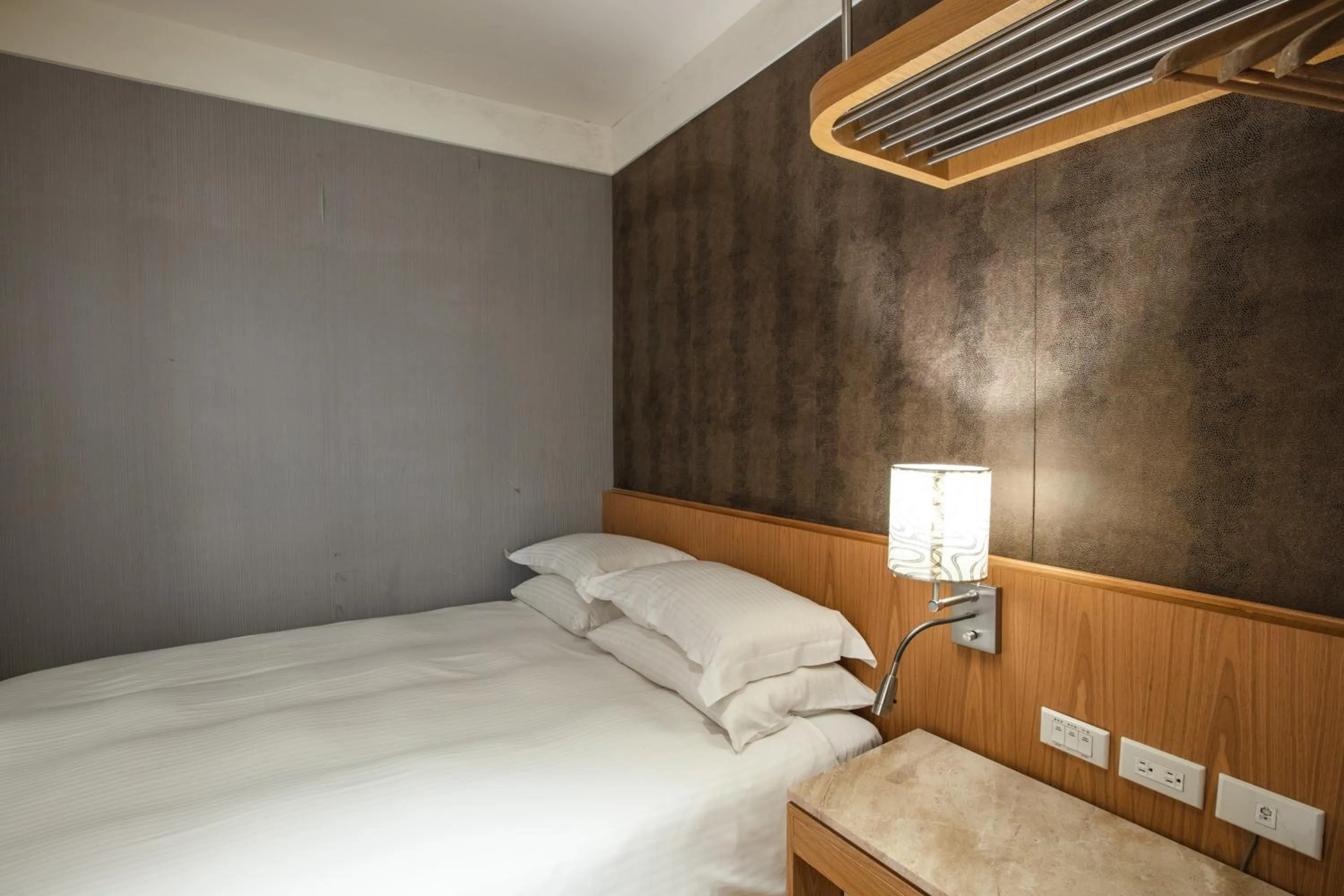 Photo of the whole room, Bed in 雲富大飯店 Hotel Cloud-ZhongShan