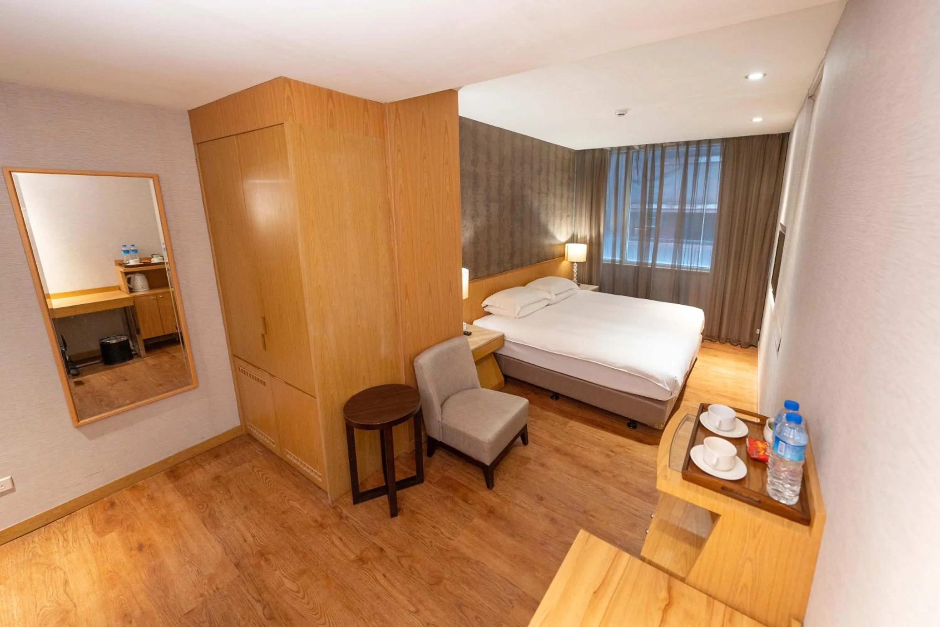 Photo of the whole room, Bed in 雲富大飯店 Hotel Cloud-ZhongShan