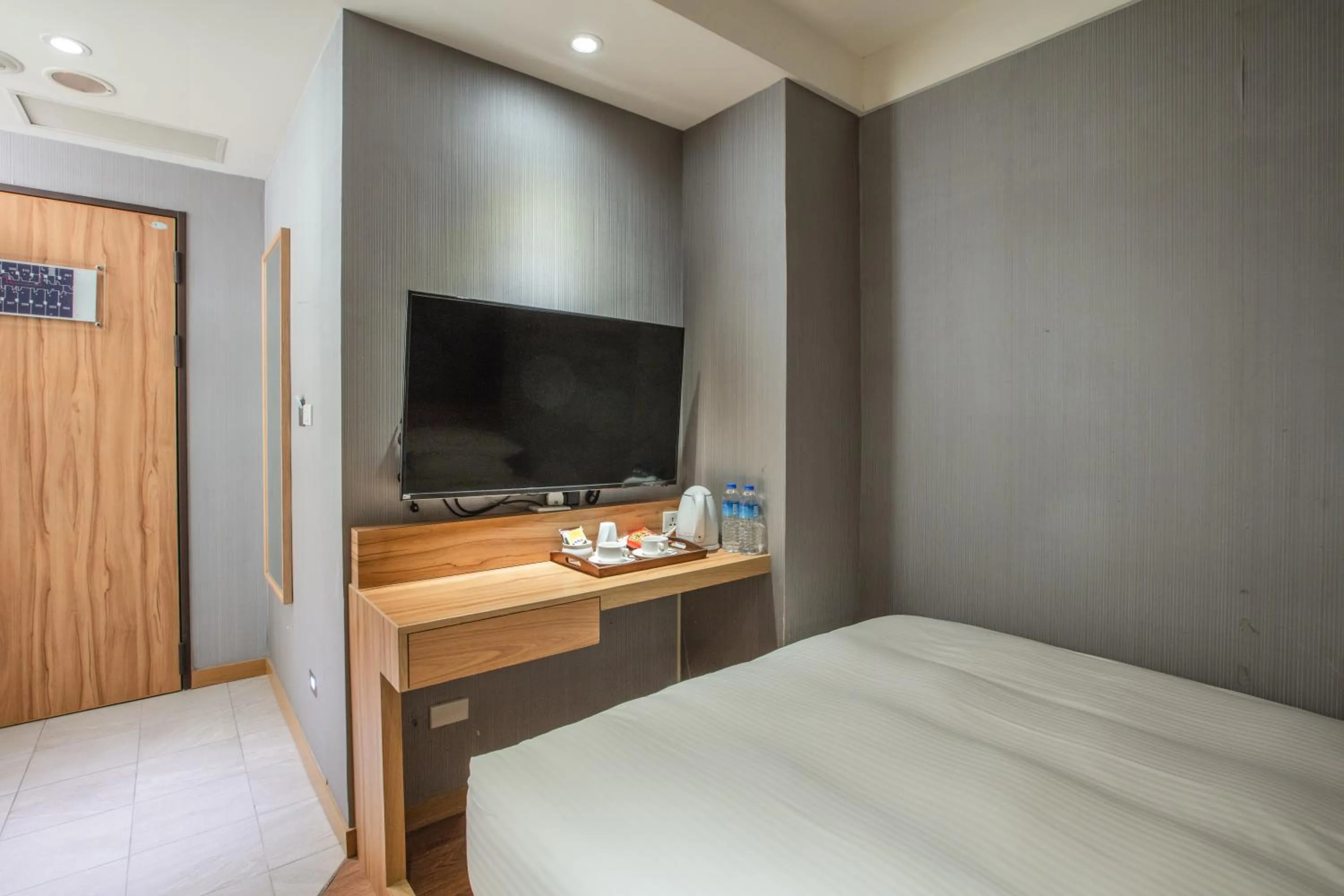 Photo of the whole room, Bed in 雲富大飯店 Hotel Cloud-ZhongShan