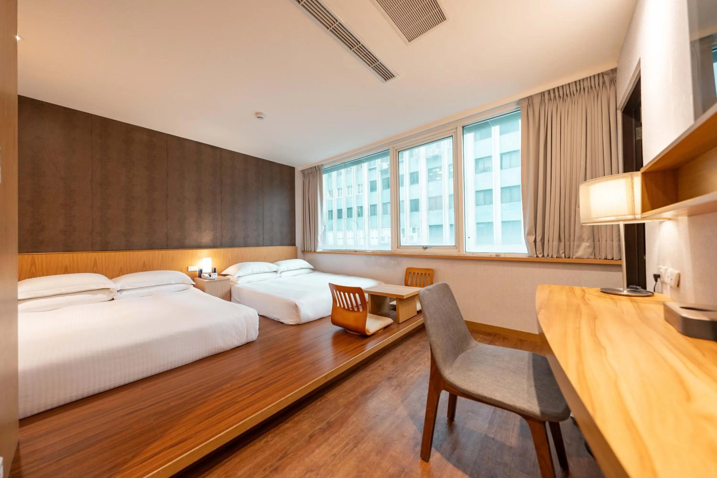 Photo of the whole room, Bed in 雲富大飯店 Hotel Cloud-ZhongShan