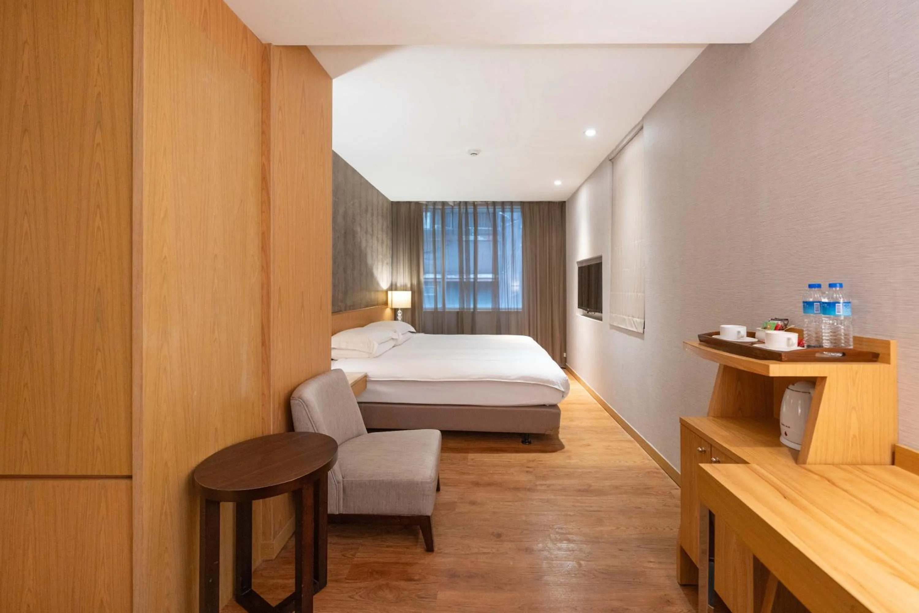 Photo of the whole room, Bed in 雲富大飯店 Hotel Cloud-ZhongShan
