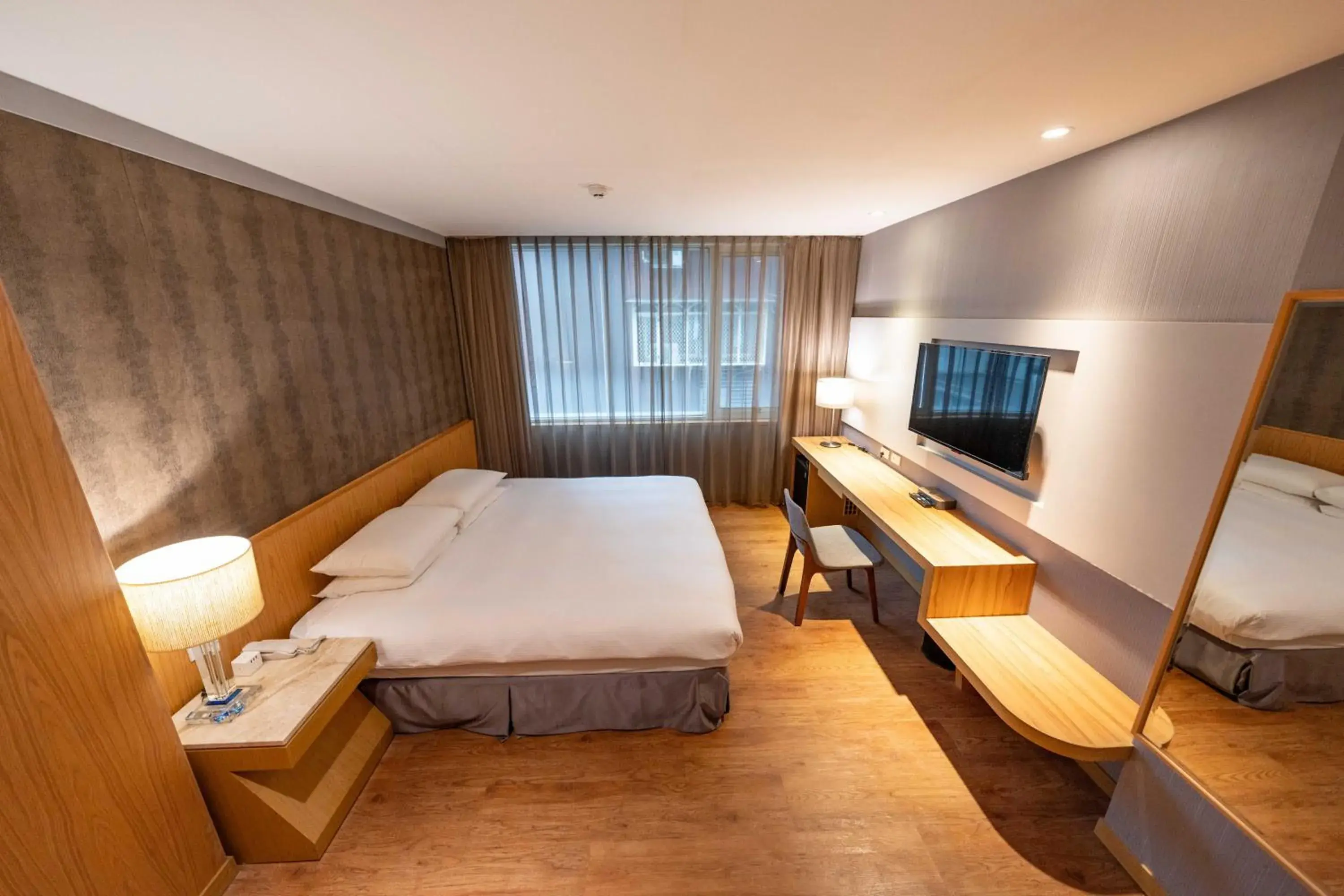 Photo of the whole room, Bed in 雲富大飯店 Hotel Cloud-ZhongShan Photo of the whole room, Bed in 雲富大飯店 Hotel Cloud-ZhongShan