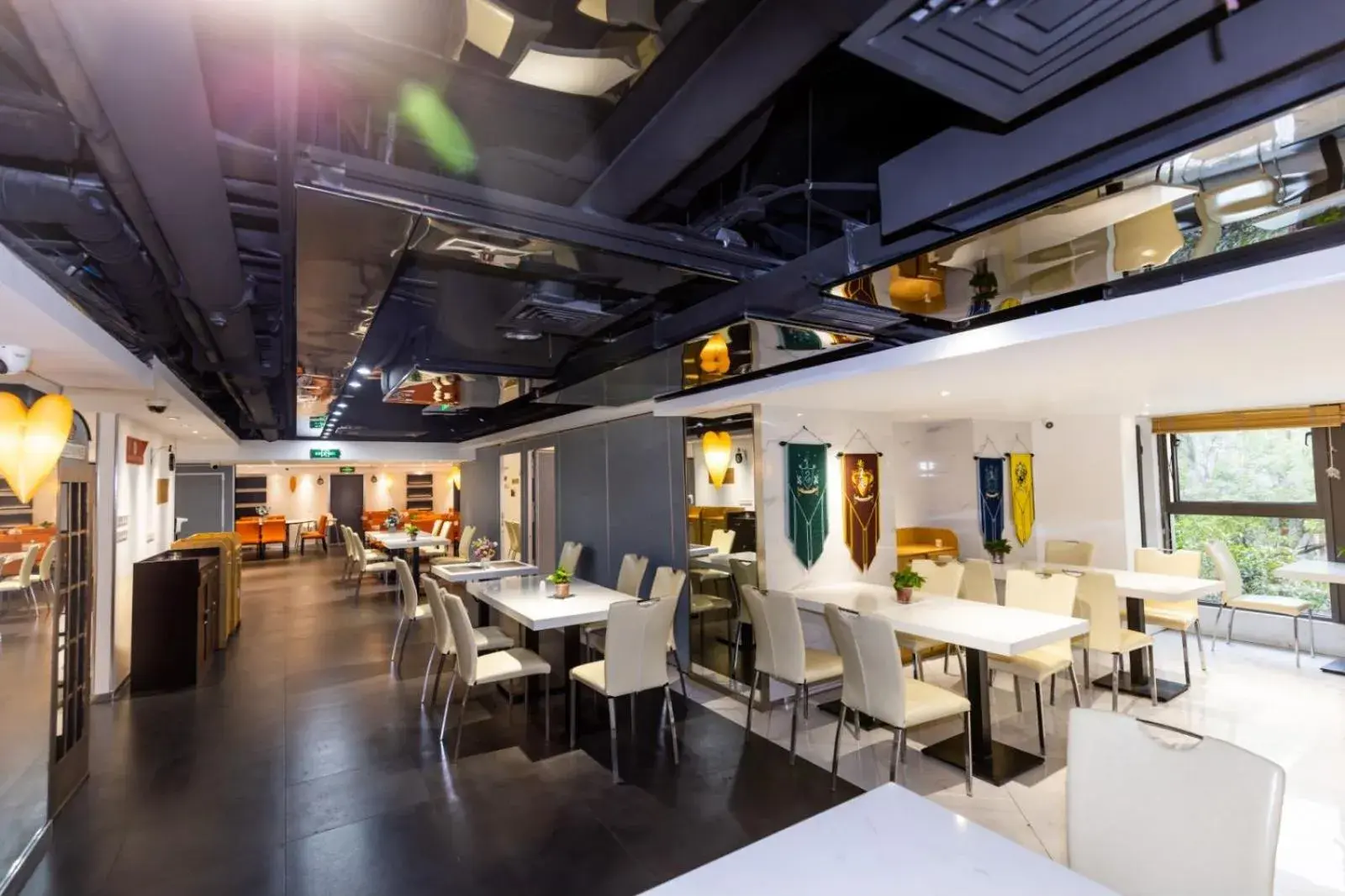 Restaurant/places to eat in Starr Hotel Shanghai (Shanghai Railway Station) Restaurant/places to eat in Starr Hotel Shanghai (Shanghai Railway Station)