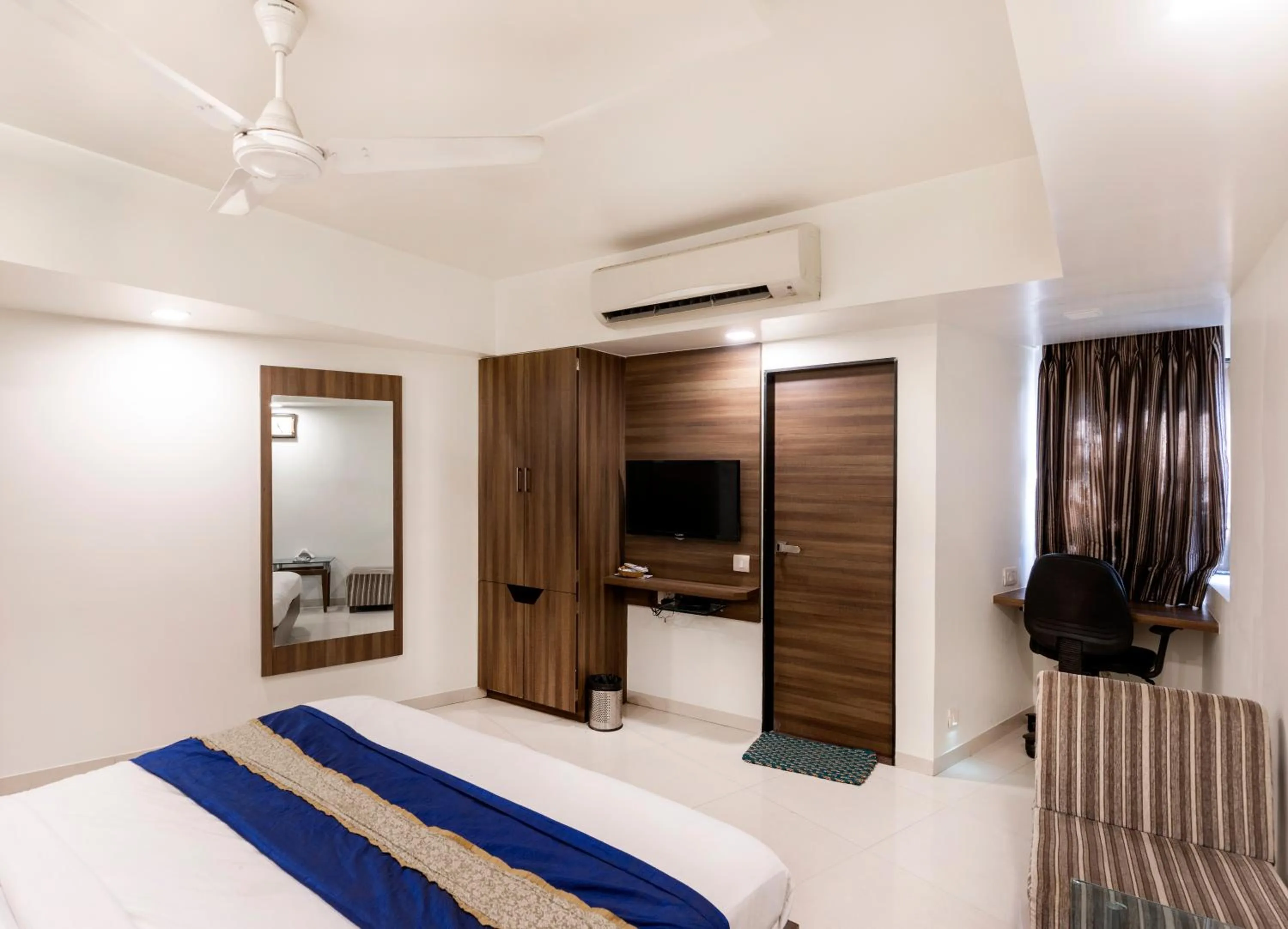 Photo of the whole room, Bed in Hotel Ashish