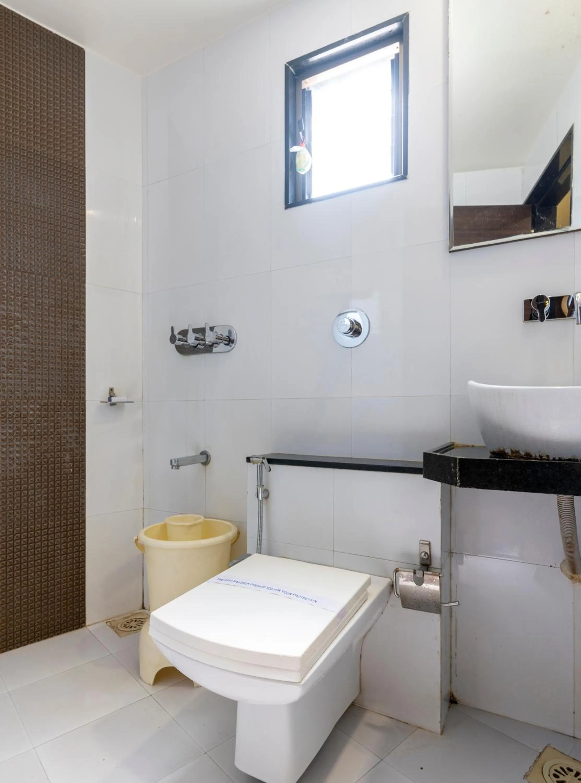 Bathroom in Hotel Ashish