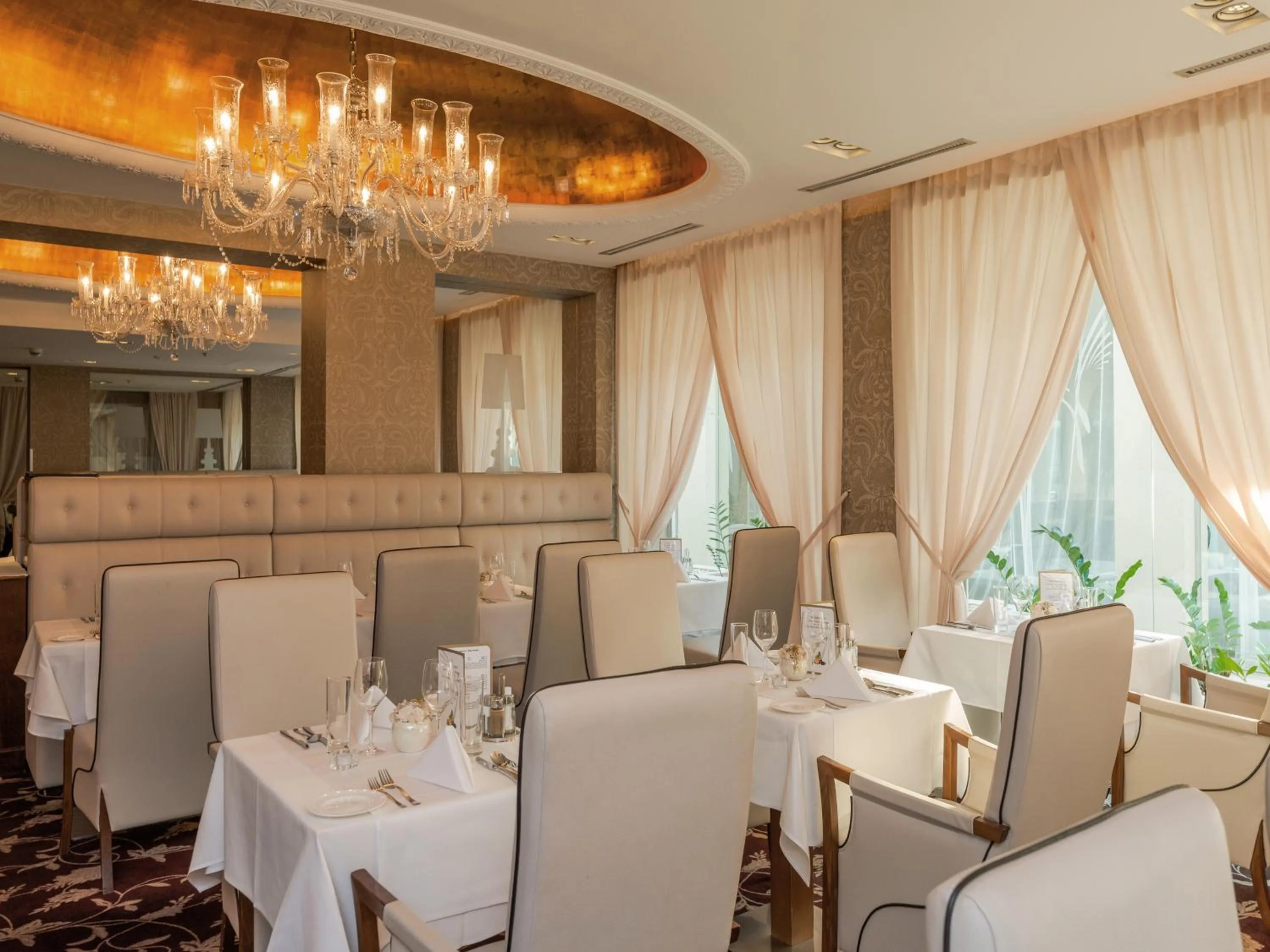 Restaurant/places to eat in Spirit Hotel Thermal Spa