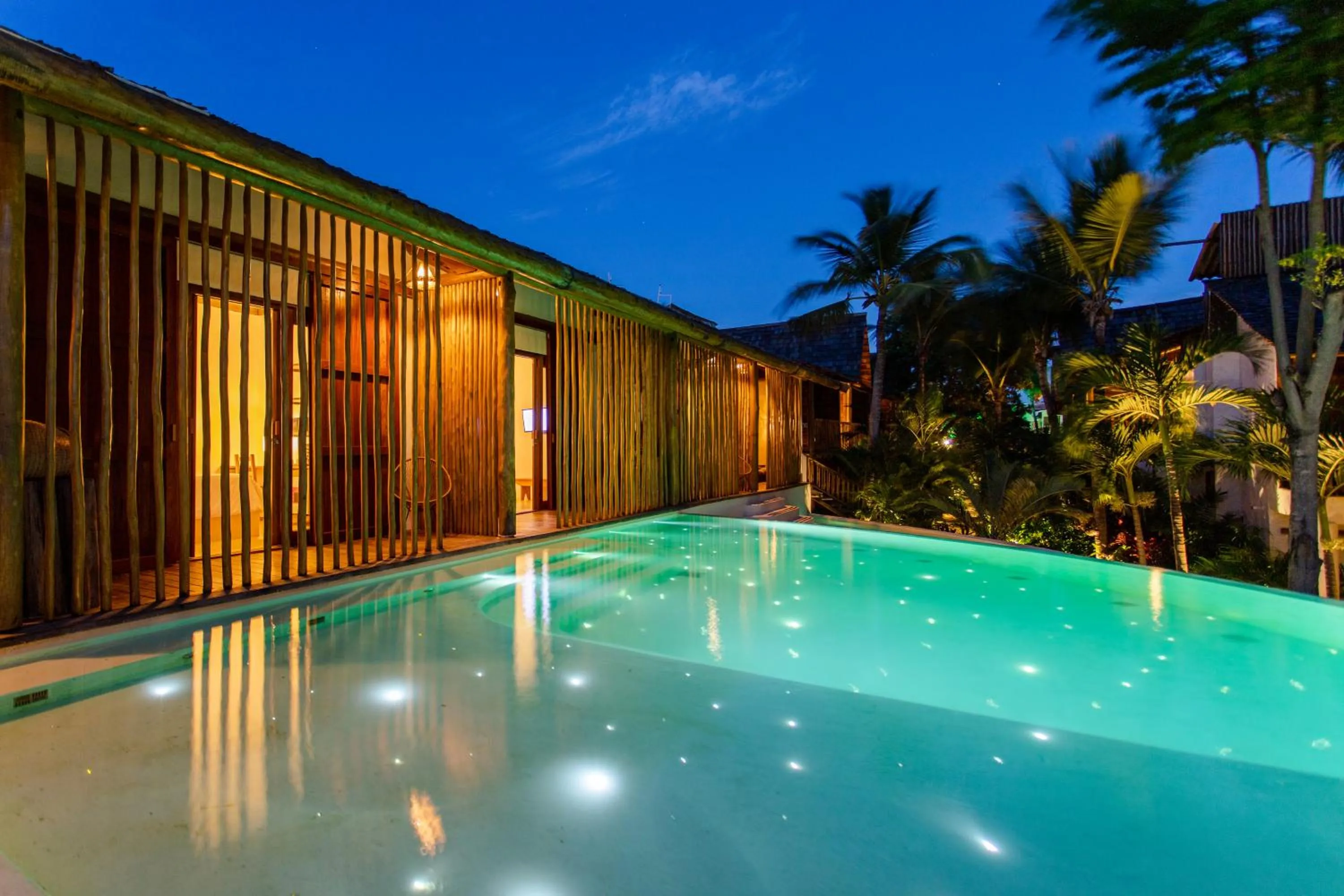 Evening entertainment in Café Jeri Hotel - Adults Only