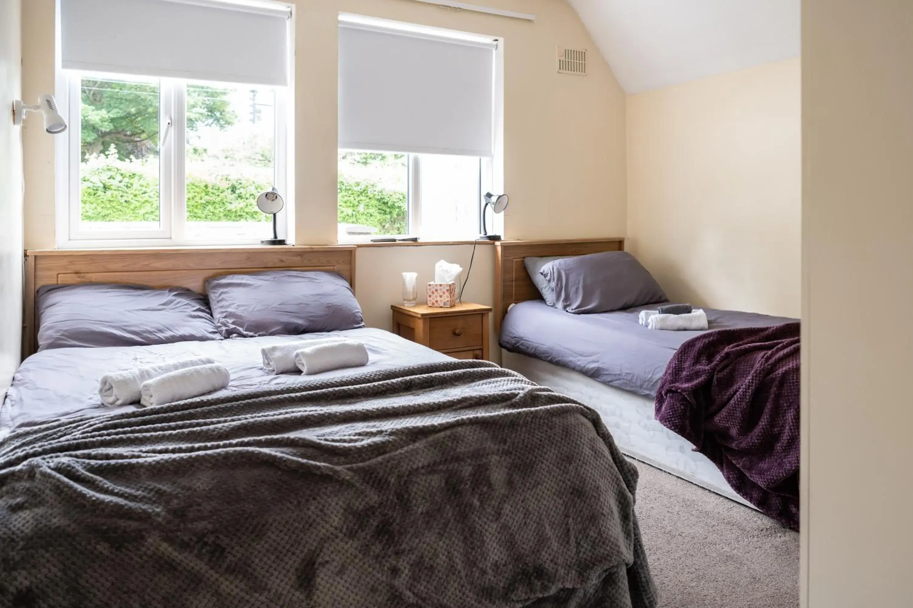 Comfort Triple Room - single occupancy in Gleann Na Smol Comfort Triple Room - single occupancy in Gleann Na Smol