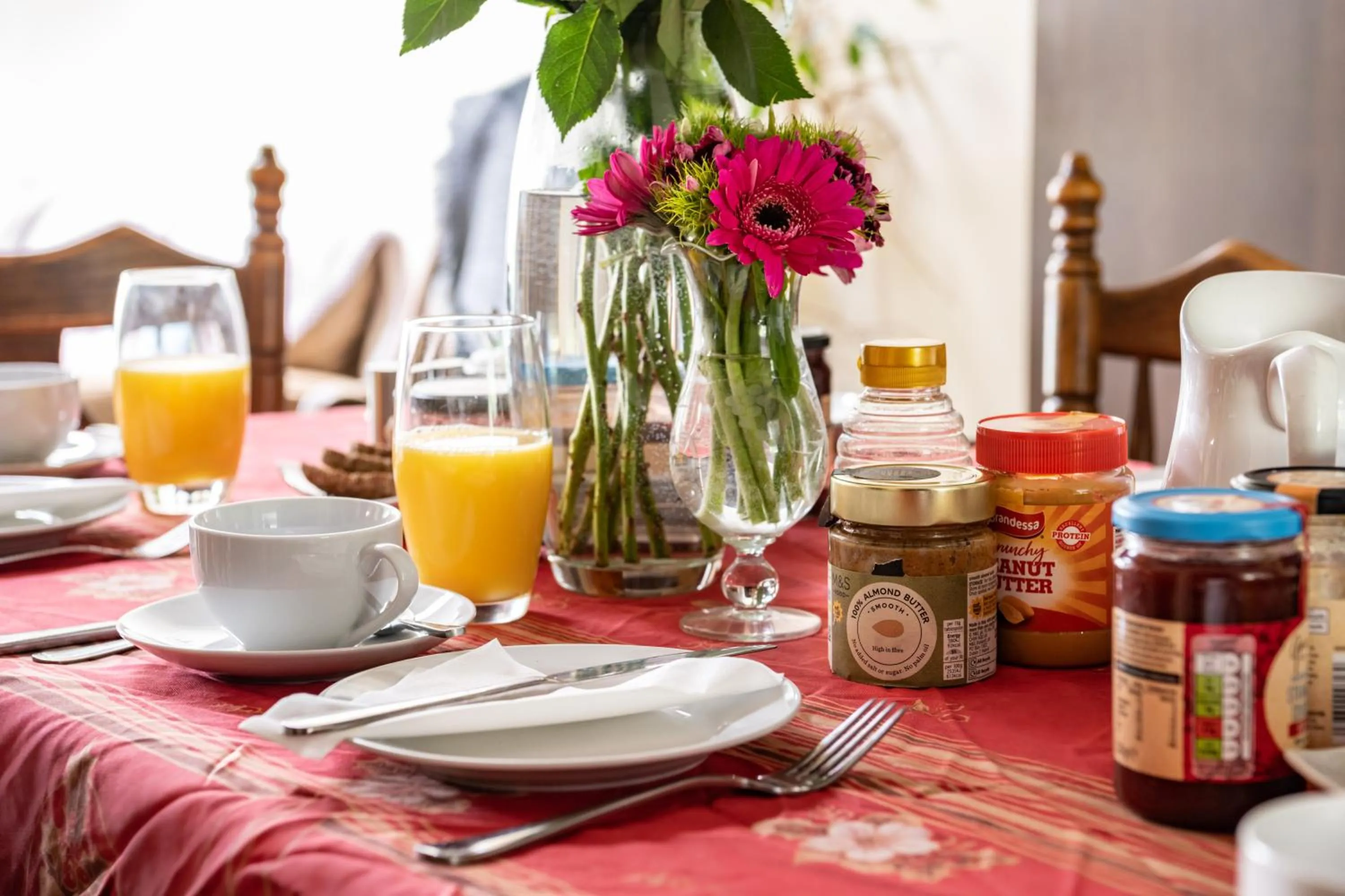 Breakfast in Gleann Na Smol