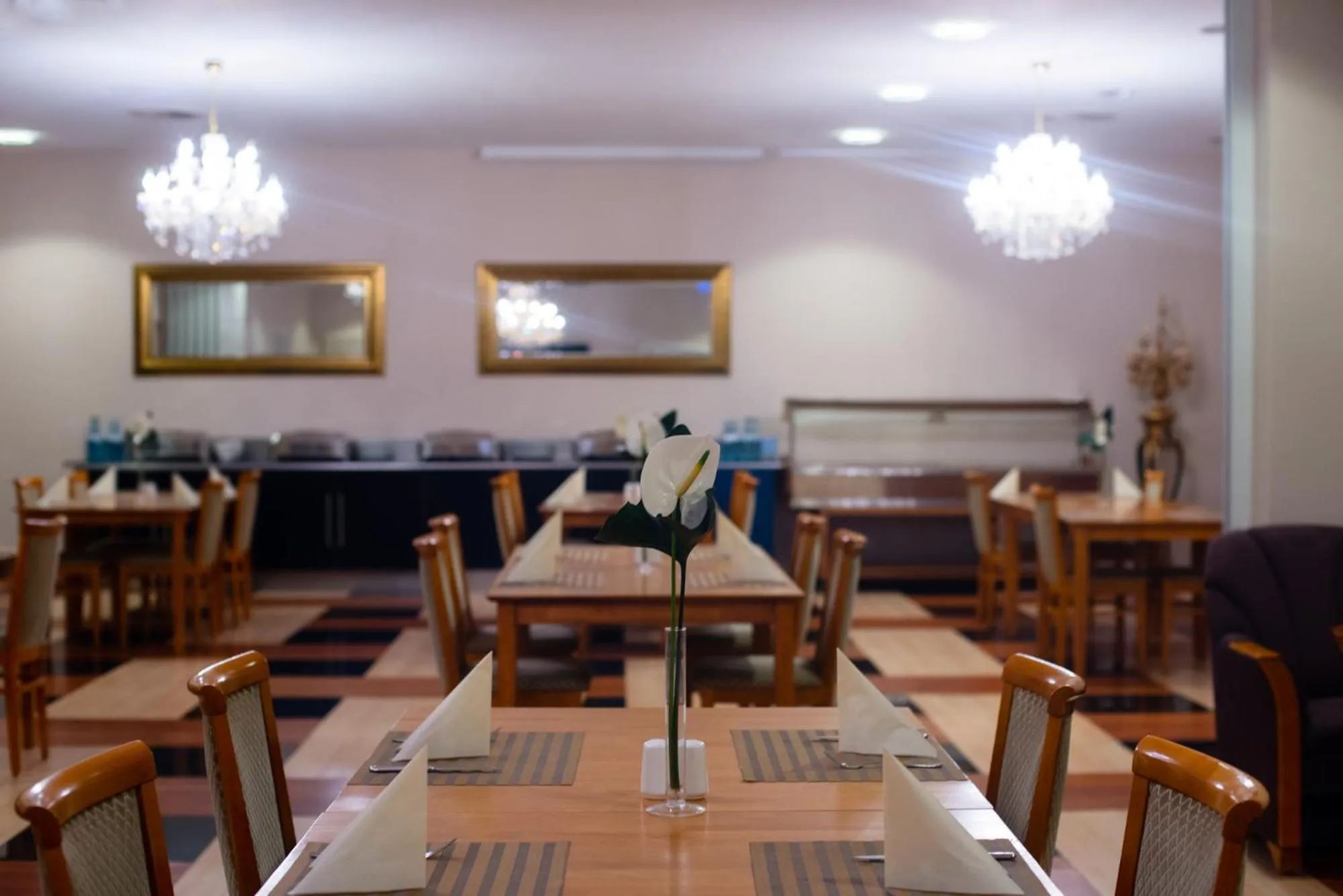 Breakfast in ROSS Hotel nähe Messe Stuttgart