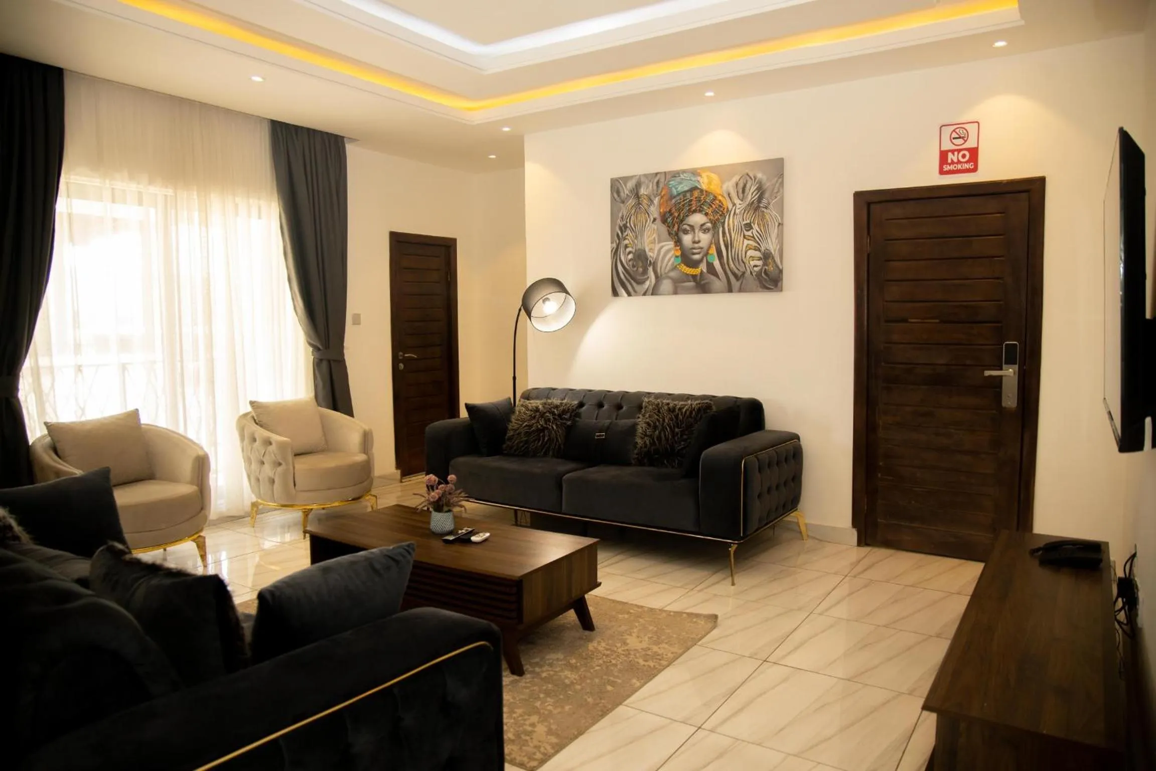 AIDEN HOMES AND APARTMENTS HOTEl