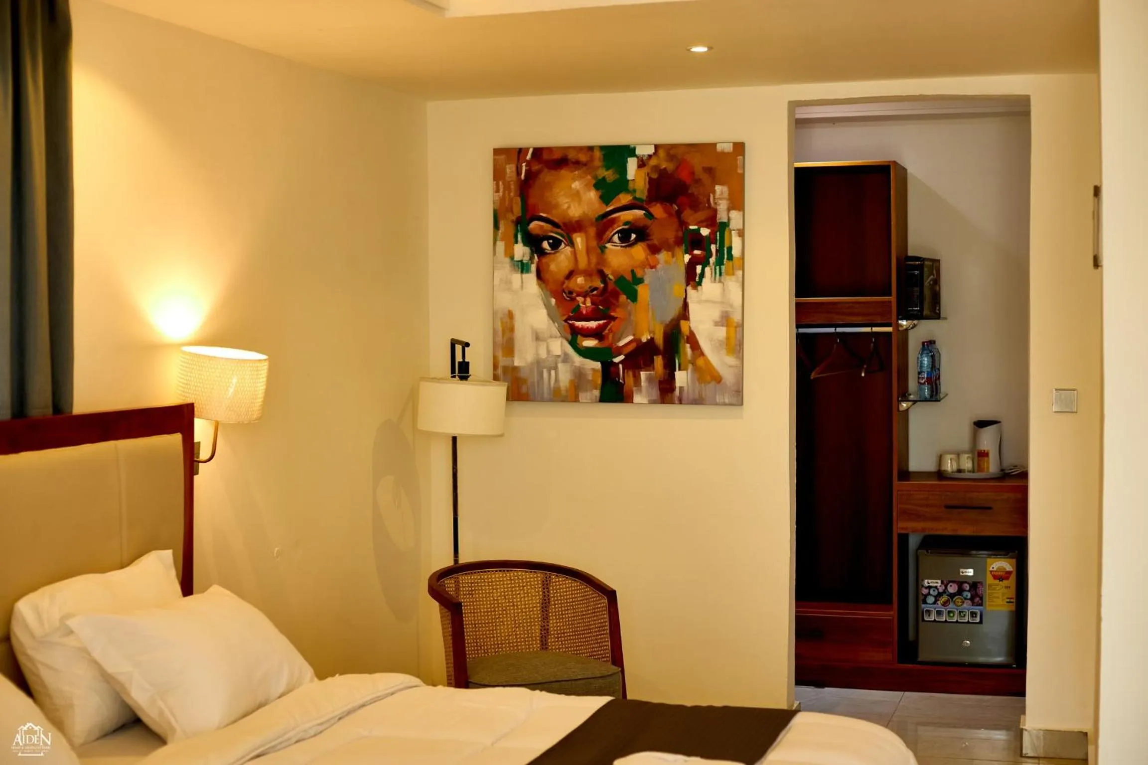 AIDEN HOMES AND APARTMENTS HOTEl