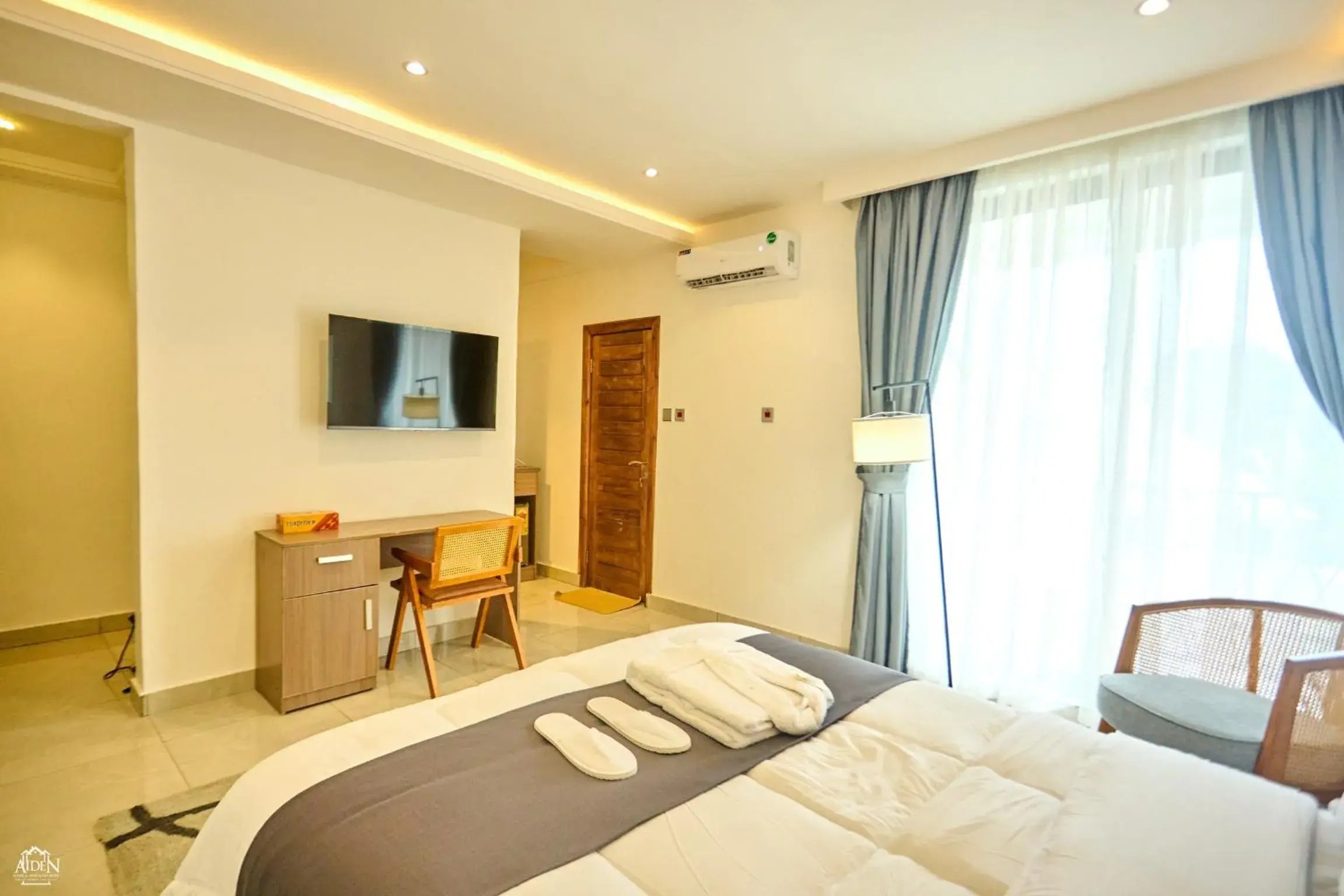 Junior Suite in AIDEN HOMES AND APARTMENTS HOTEl Junior Suite in AIDEN HOMES AND APARTMENTS HOTEl