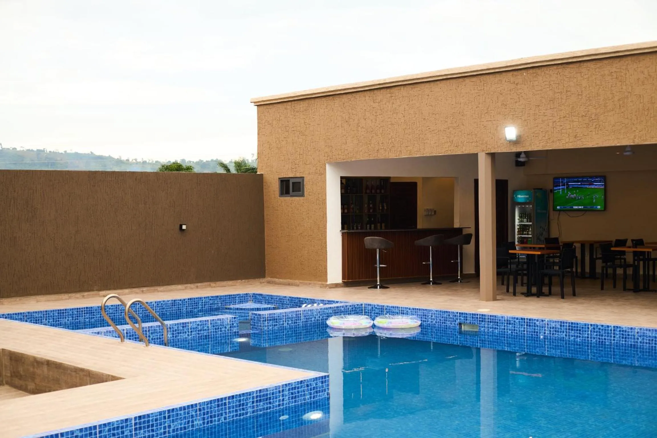 AIDEN HOMES AND APARTMENTS HOTEl