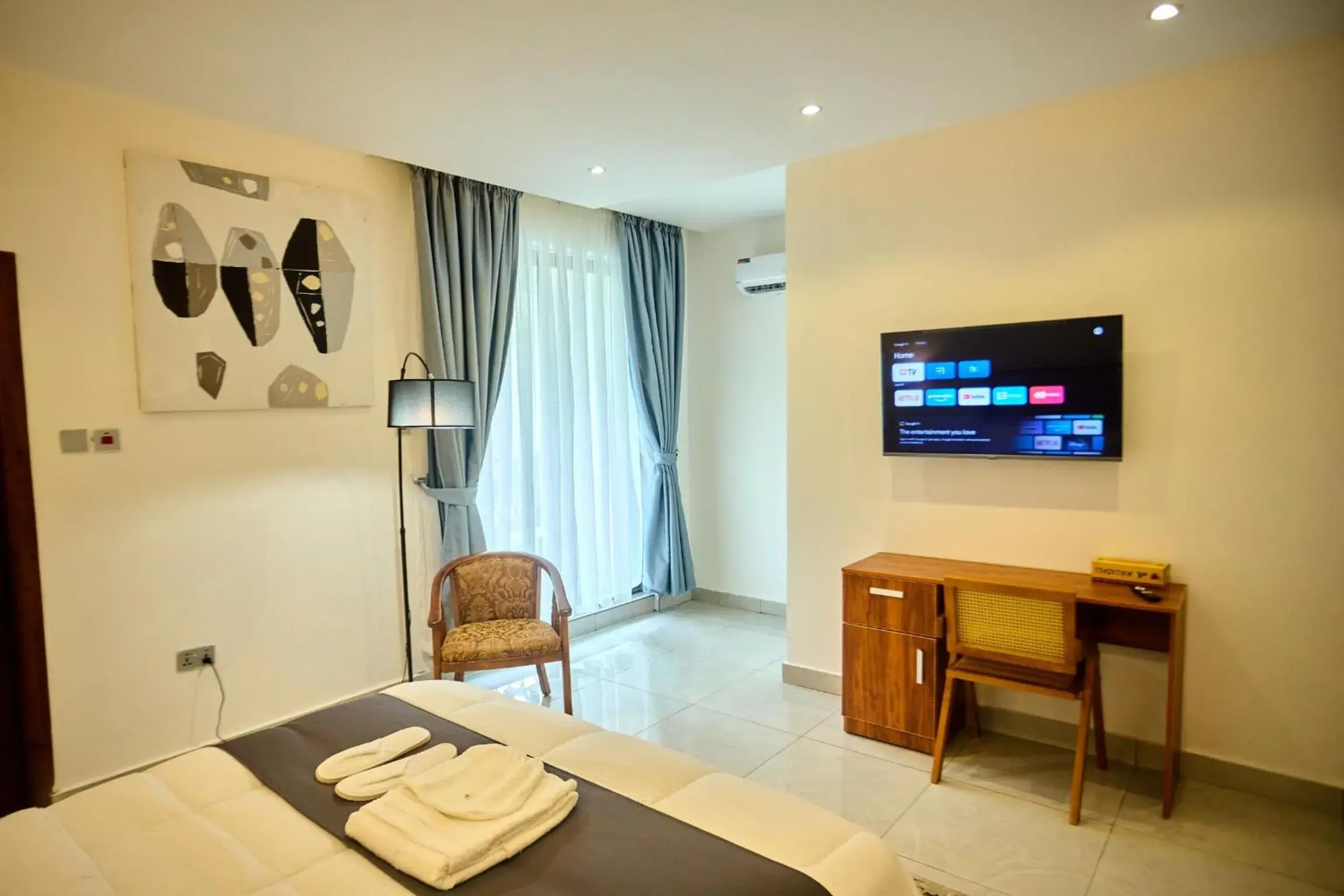 Junior Suite in AIDEN HOMES AND APARTMENTS HOTEl Junior Suite in AIDEN HOMES AND APARTMENTS HOTEl