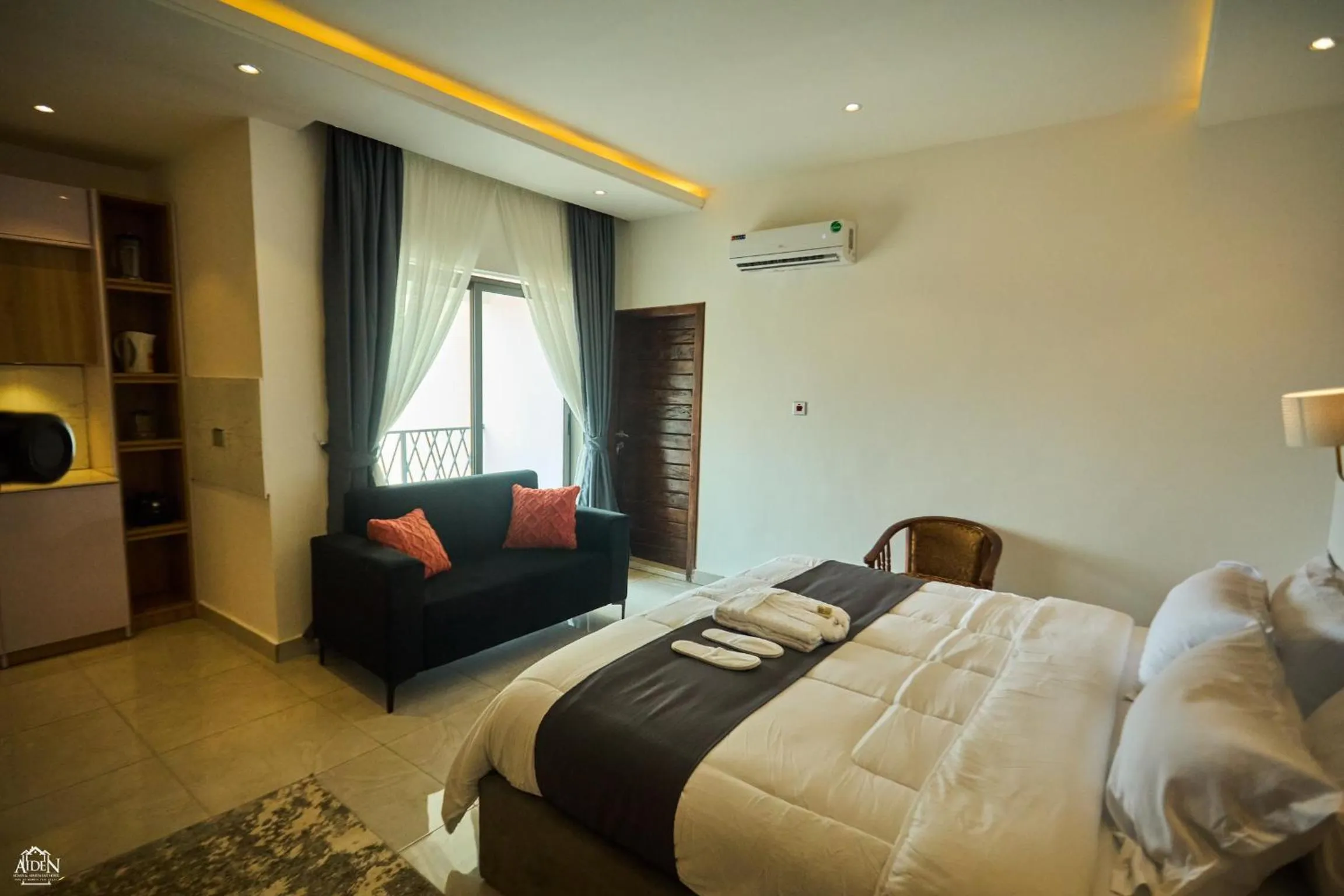 Seating area in AIDEN HOMES AND APARTMENTS HOTEl