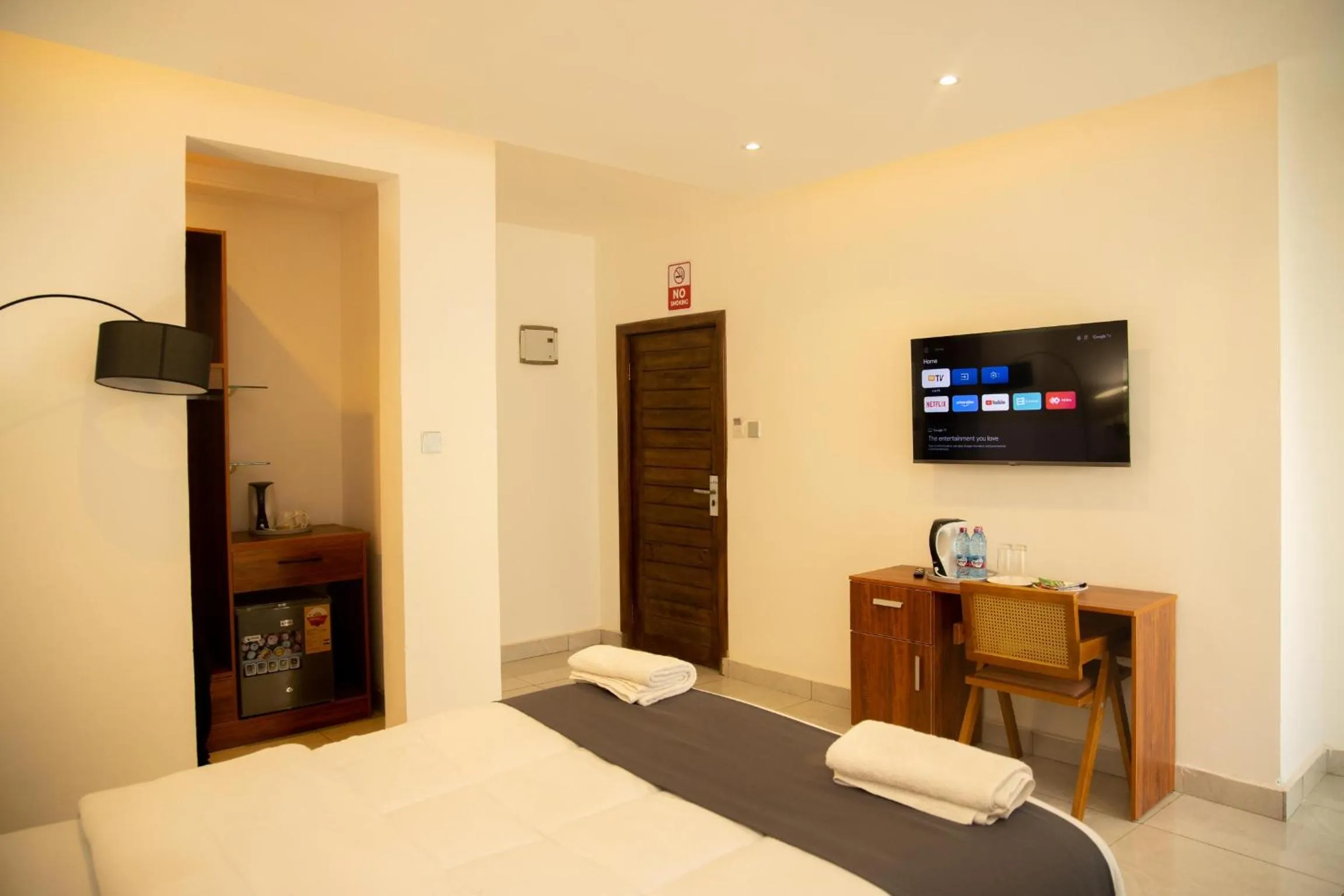 AIDEN HOMES AND APARTMENTS HOTEl