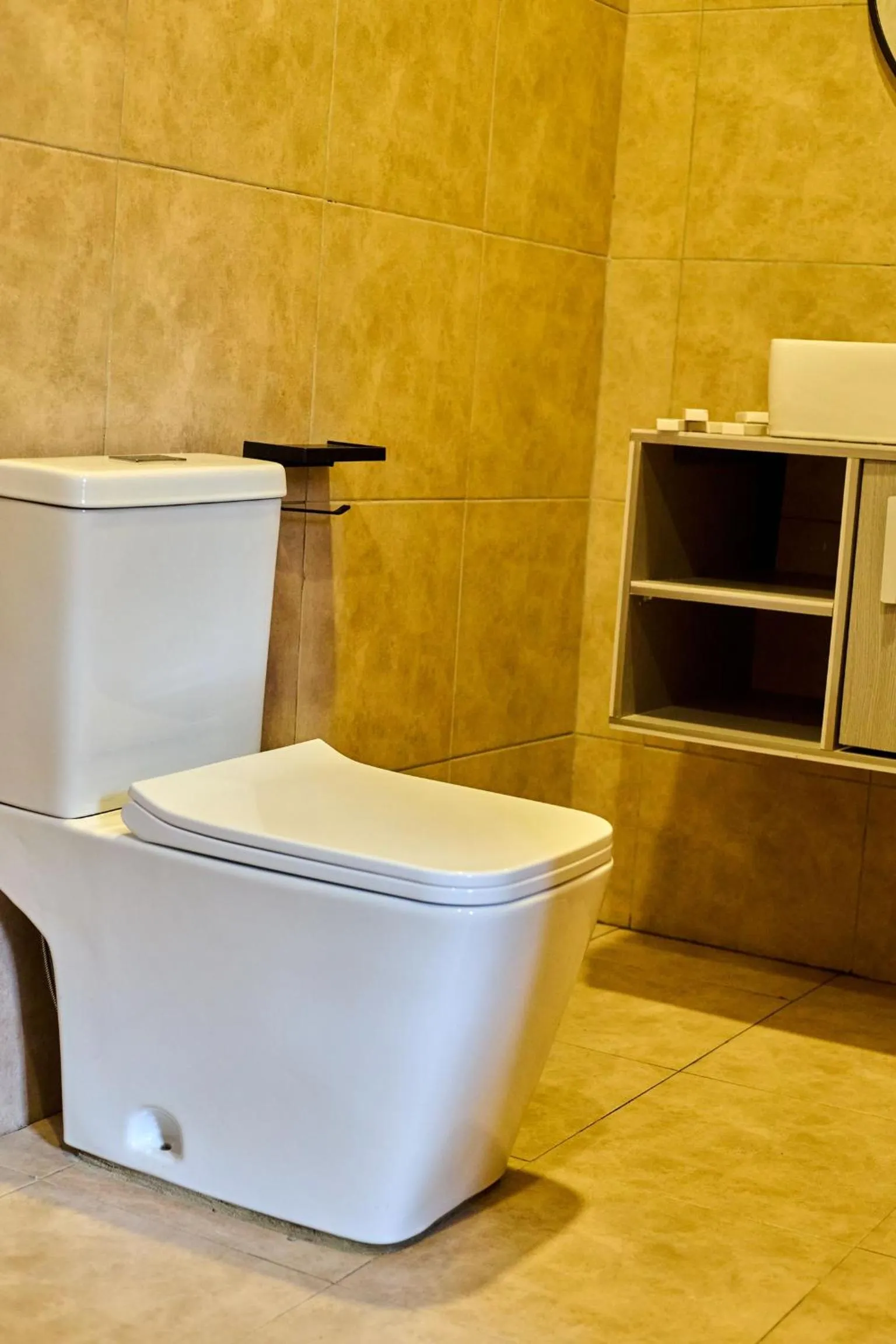 Bathroom in AIDEN HOMES AND APARTMENTS HOTEl