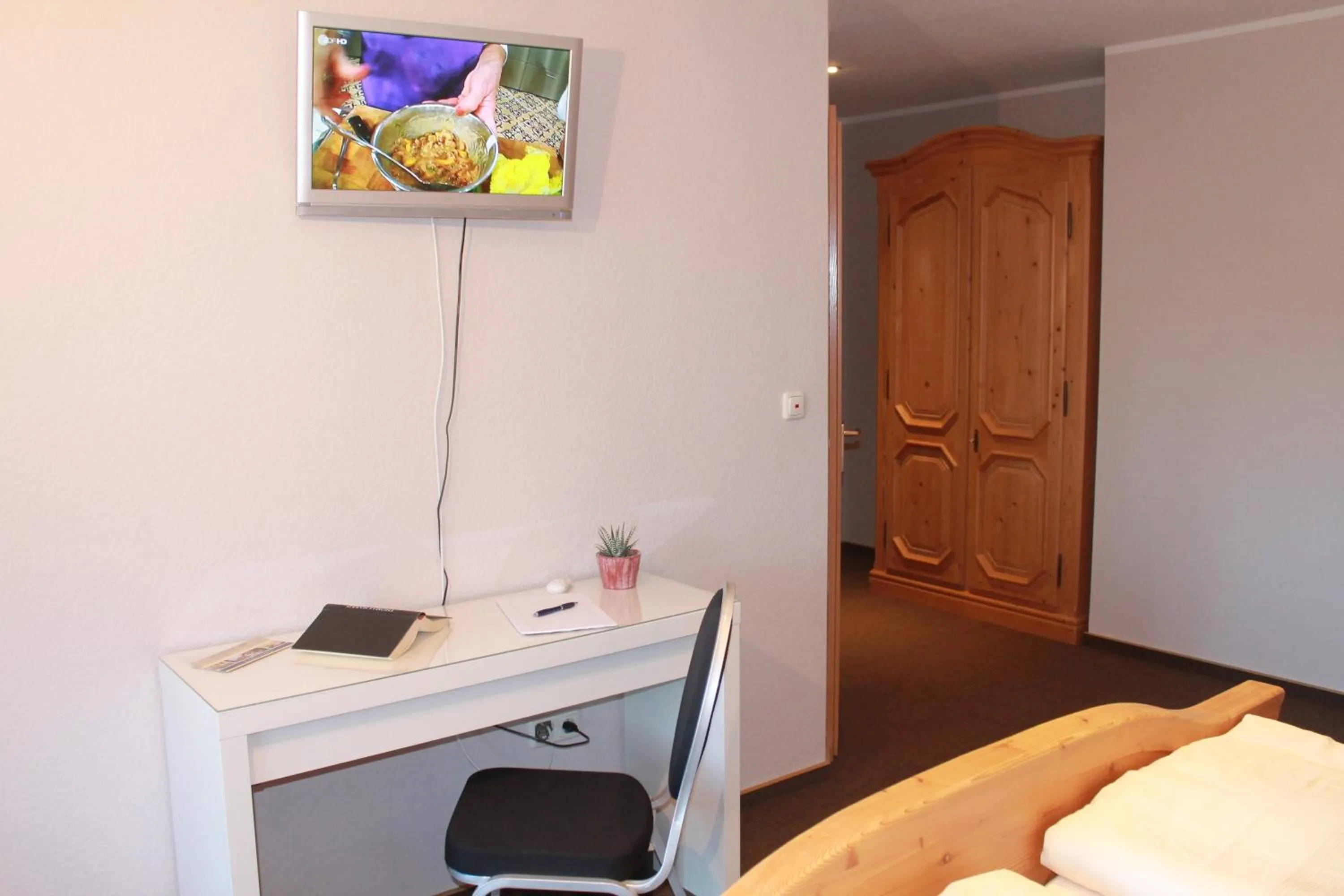 Decorative detail, Bed in Landhaus Hotel Göke