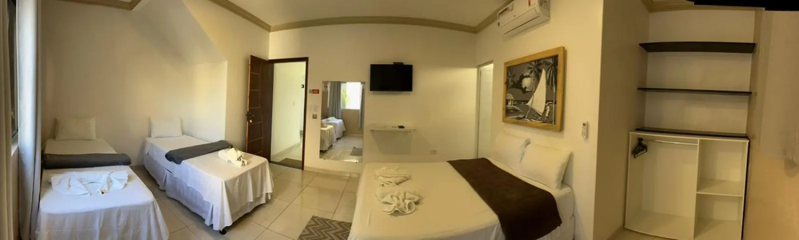 Bed in Pousada La Belle