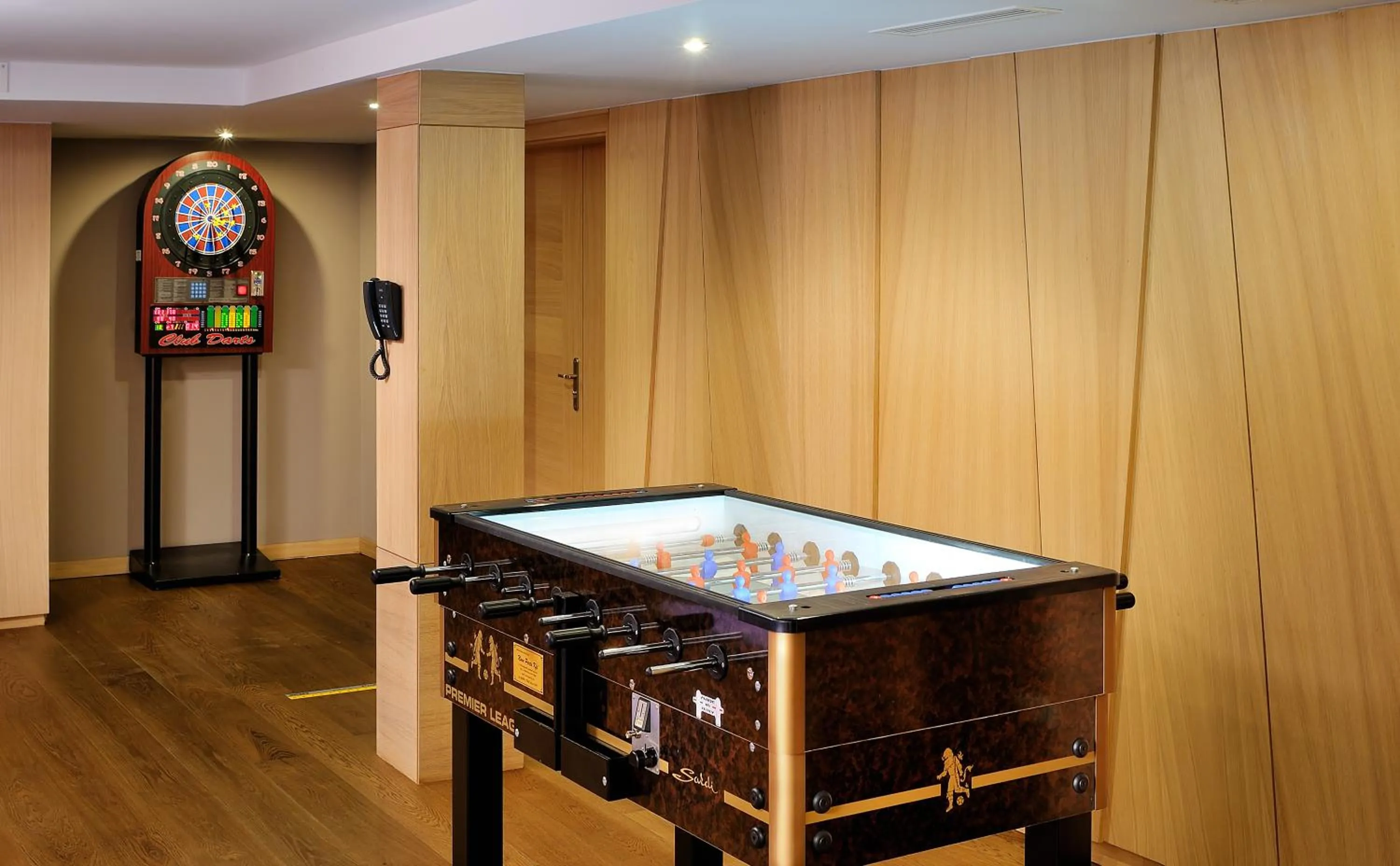 Communal lounge/ TV room in Hotel Visegrád