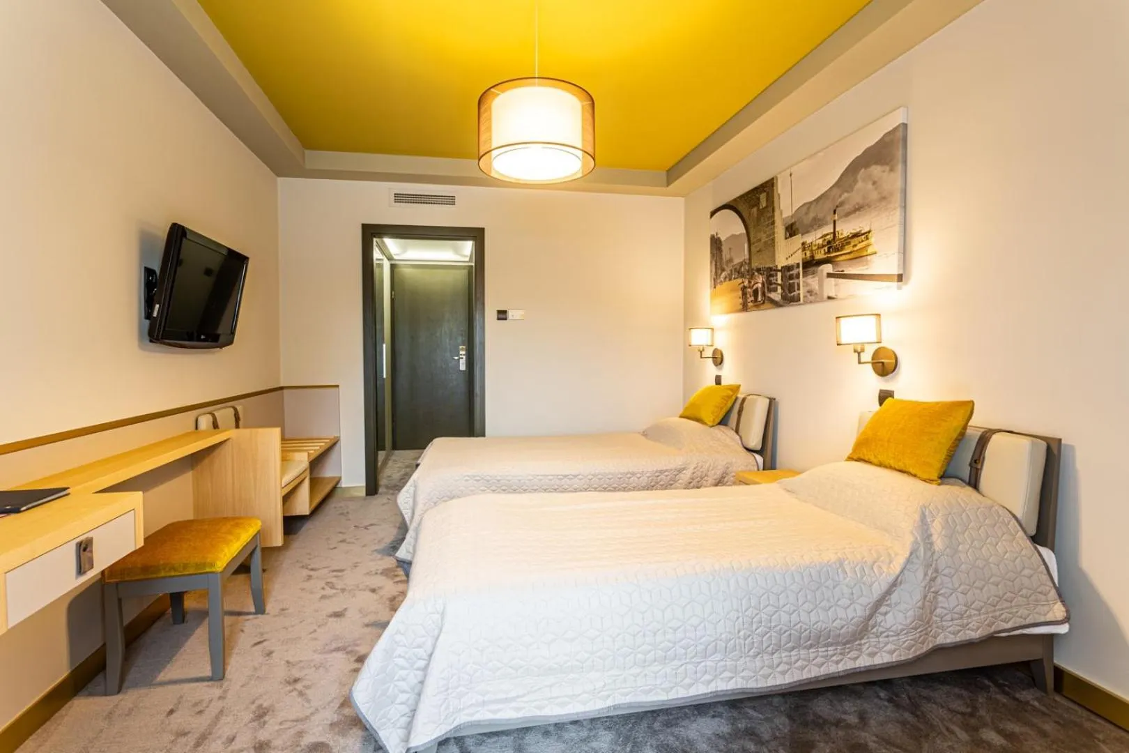 Bed in Hotel Visegrád