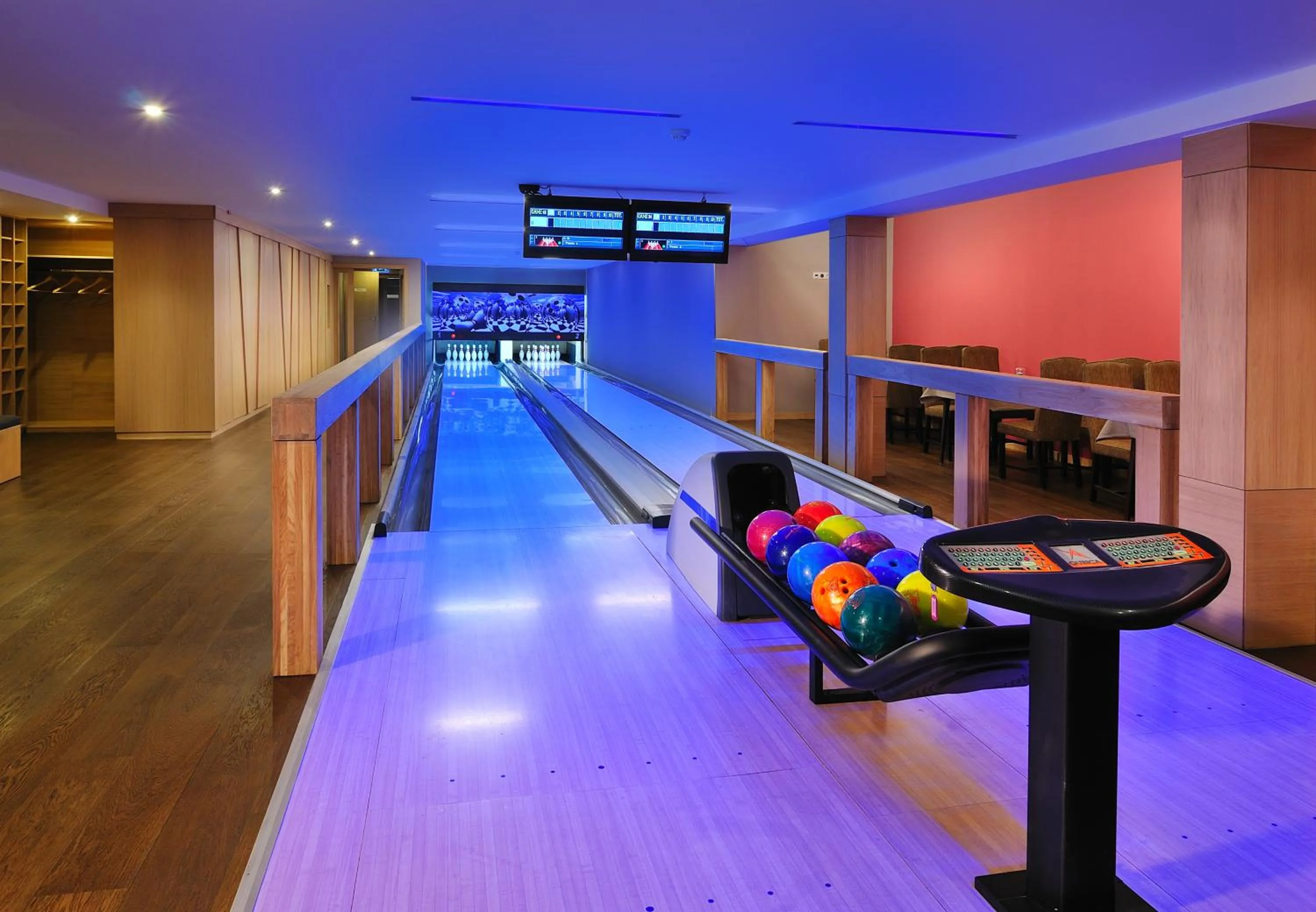 Bowling in Hotel Visegrád