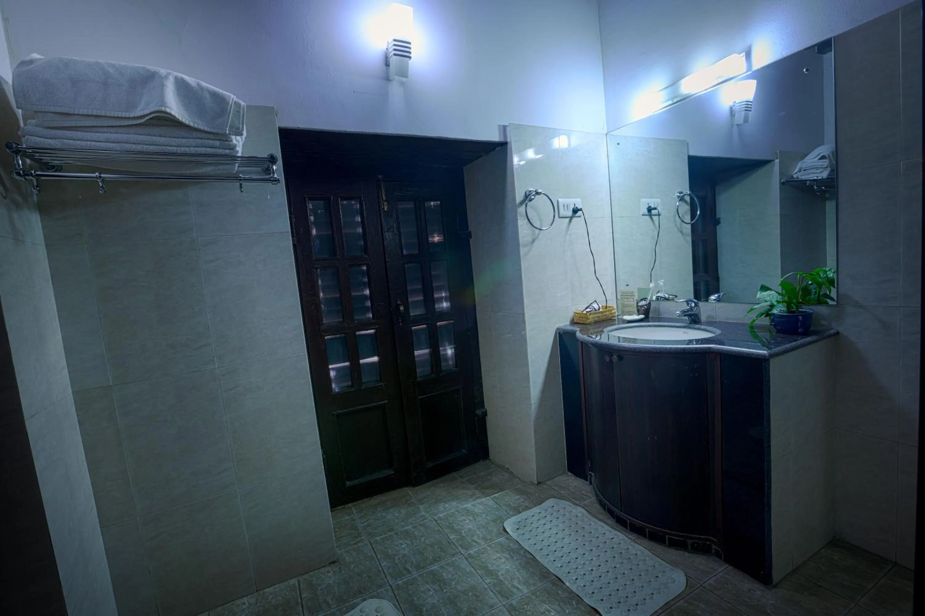 Toilet in Hukum Darbar Restaurant & Hotel